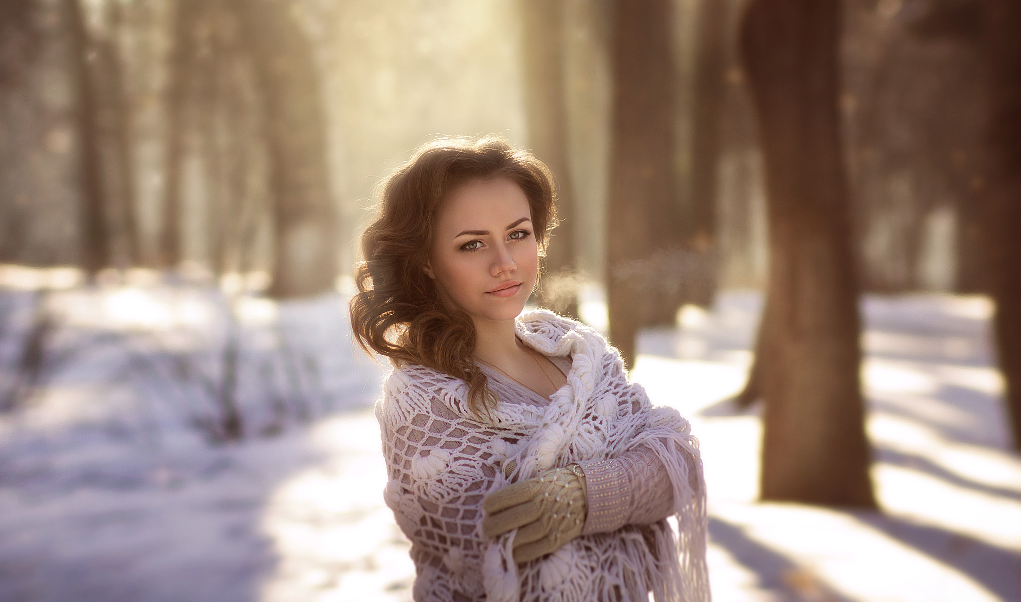 Canon EOS 60D + Tamron SP AF 90mm F2.8 Di Macro sample photo. Girl in a scarf. photography