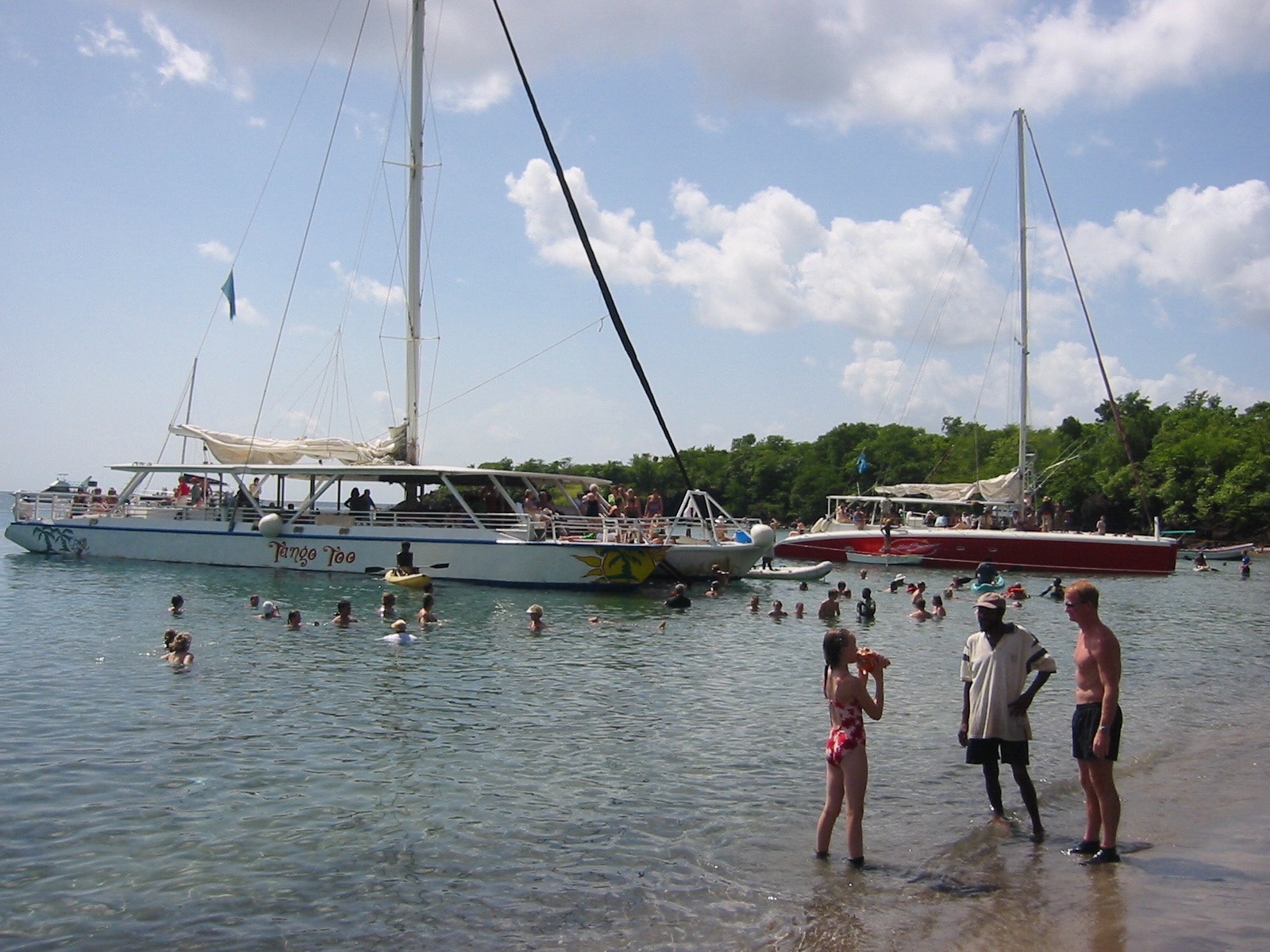Canon PowerShot S200 sample photo. Party boats photography