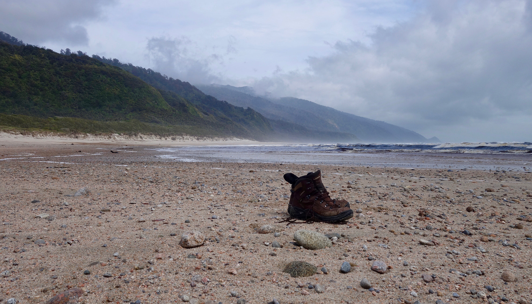 Sony 28-100mm F1.8-4.9 sample photo. On the heaphy track photography