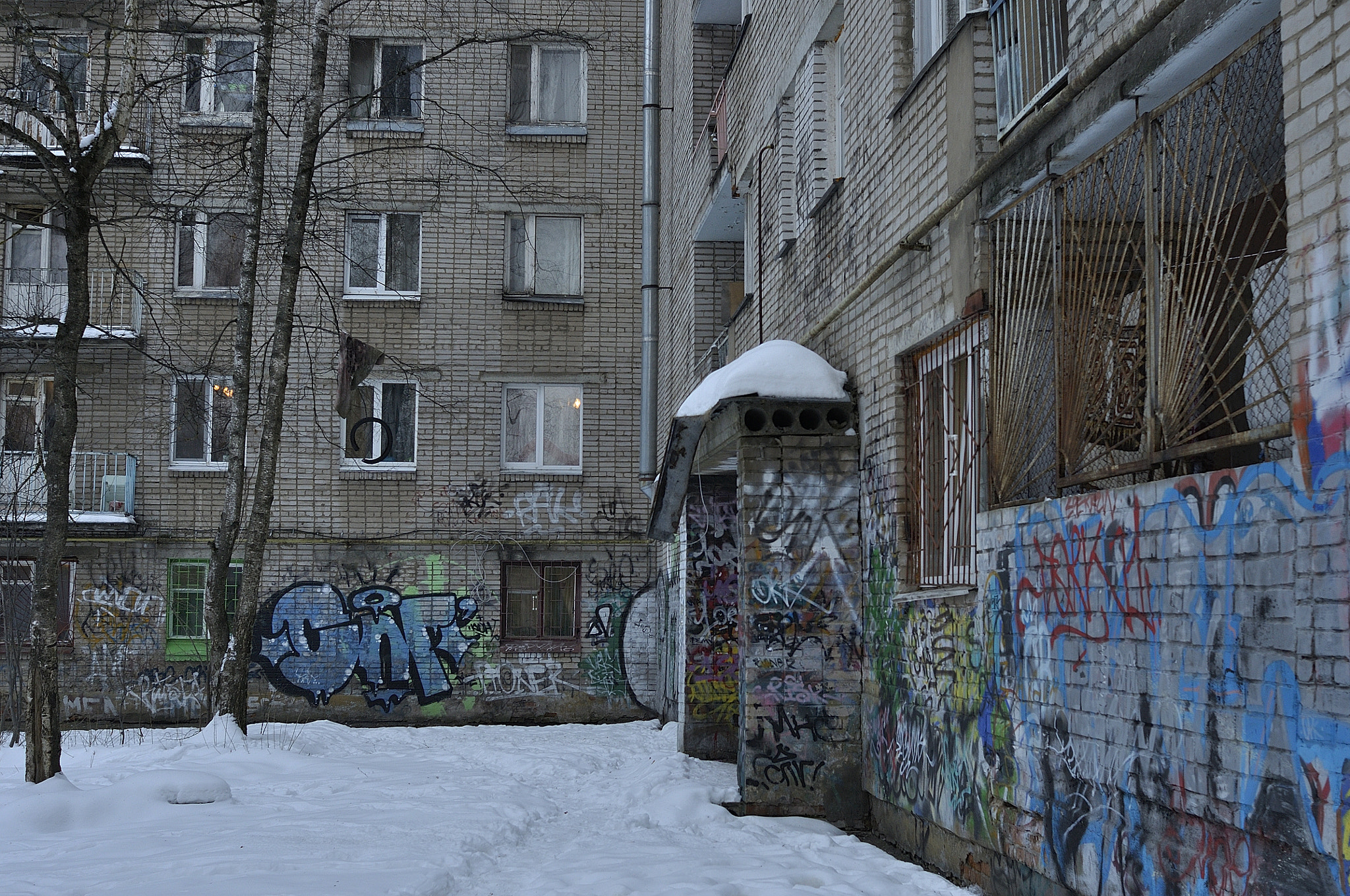 Nikon AF Nikkor 35mm F2D sample photo. ***** photography