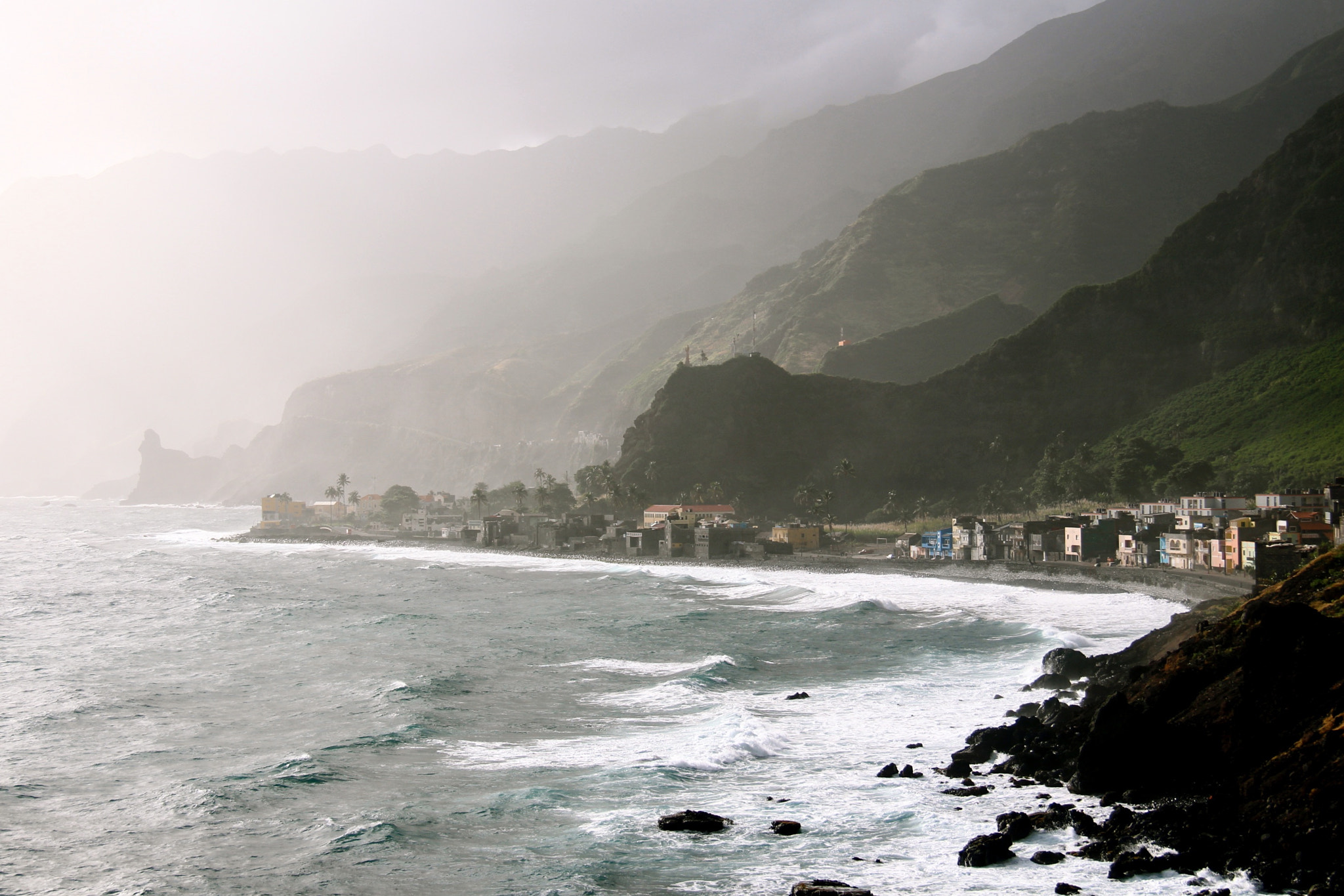 Canon EF-S 18-200mm F3.5-5.6 IS sample photo. Sunset in cape verde photography