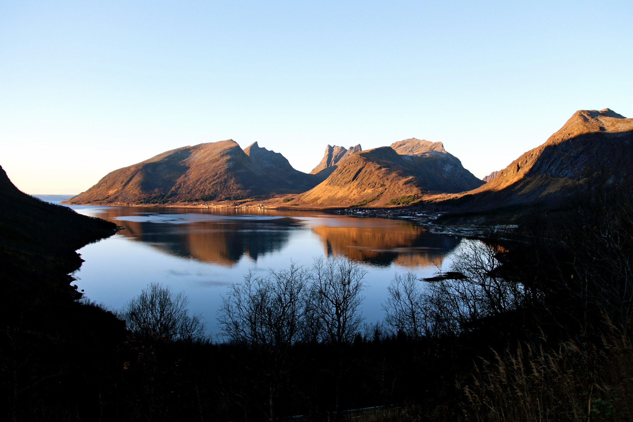 Canon EF-S 18-200mm F3.5-5.6 IS sample photo. Fjords photography