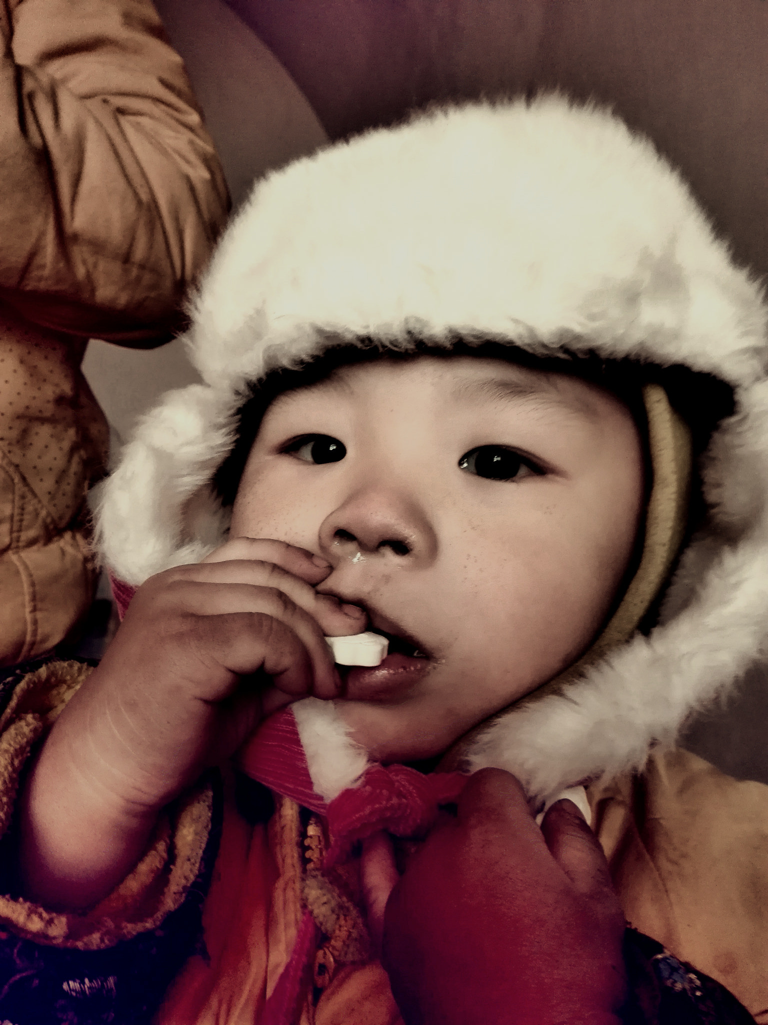 HUAWEI Che2-UL00 sample photo. 吃糖果的小男孩 photography
