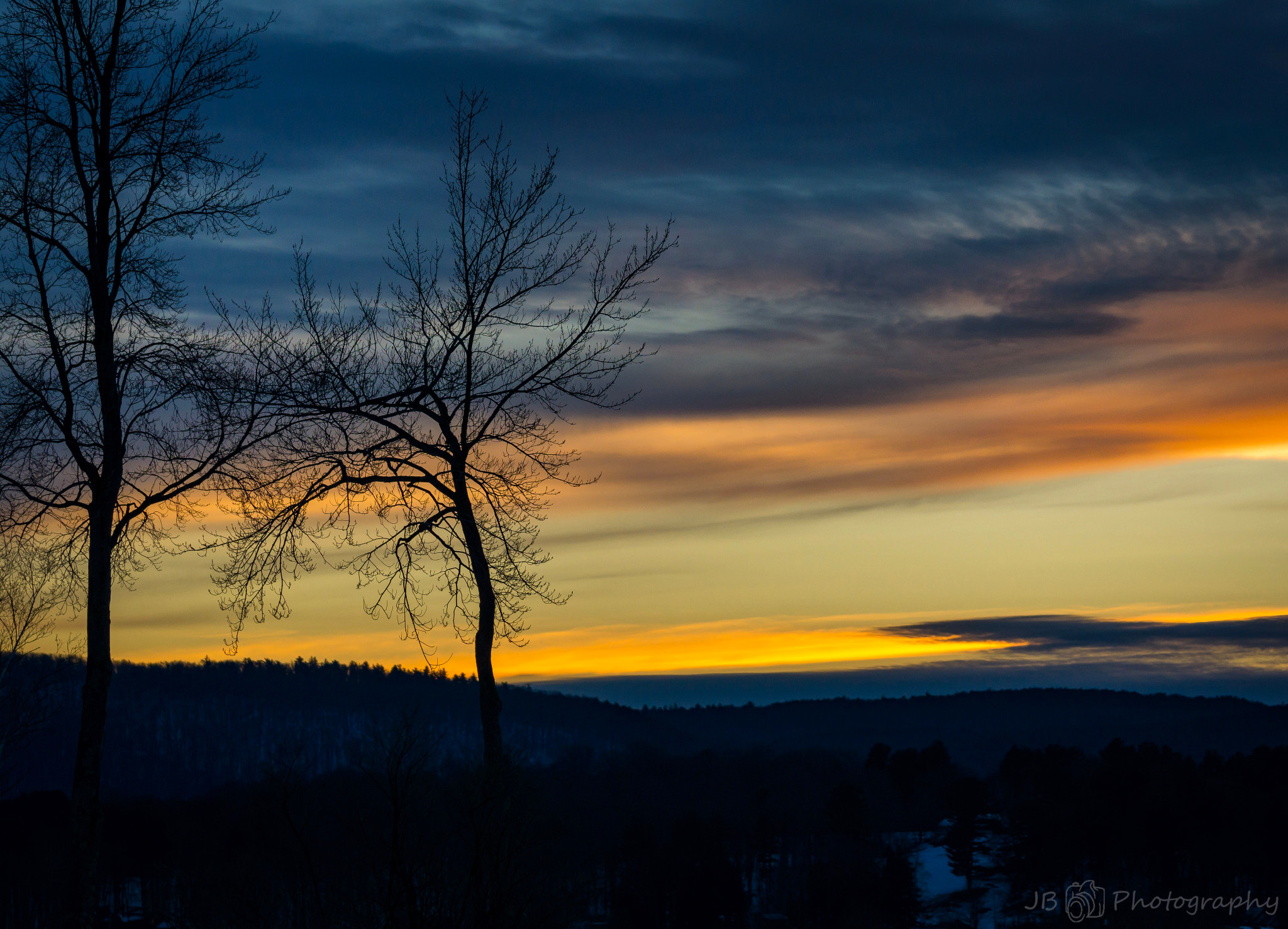 Sony a6000 + Sony FE 70-200mm F4 G OSS sample photo. Colorful sunset  photography