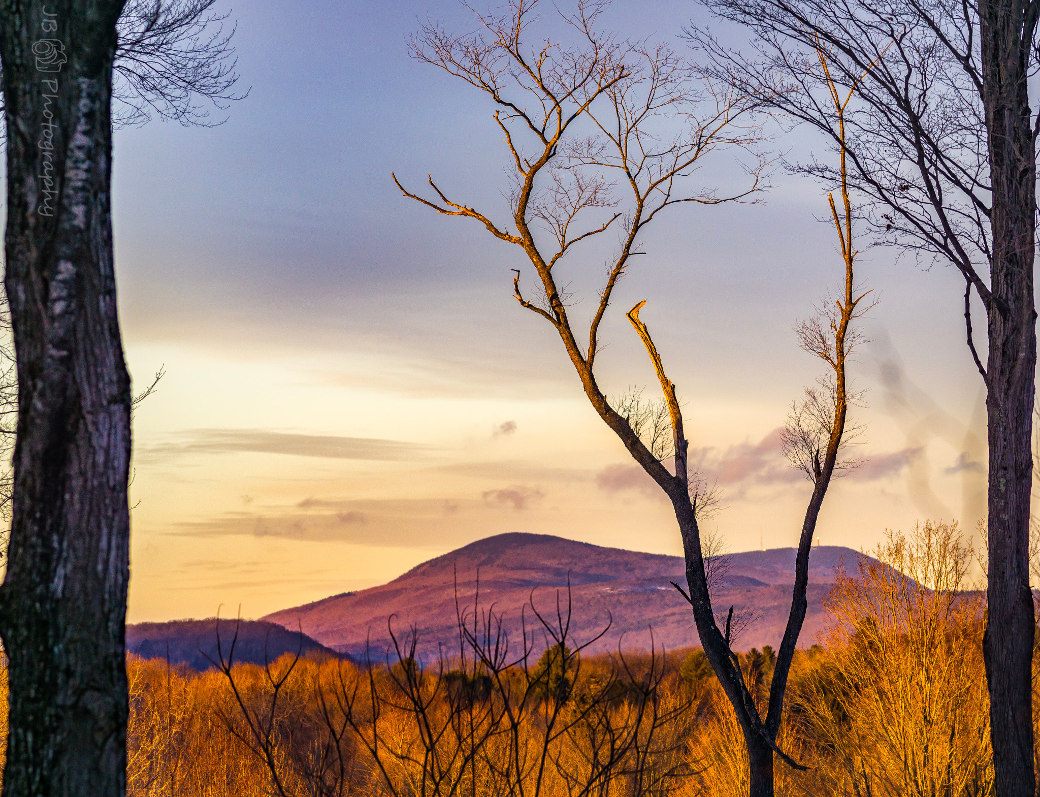 Sony a6000 + Sony FE 70-200mm F4 G OSS sample photo. Mountain peak at sunset  photography