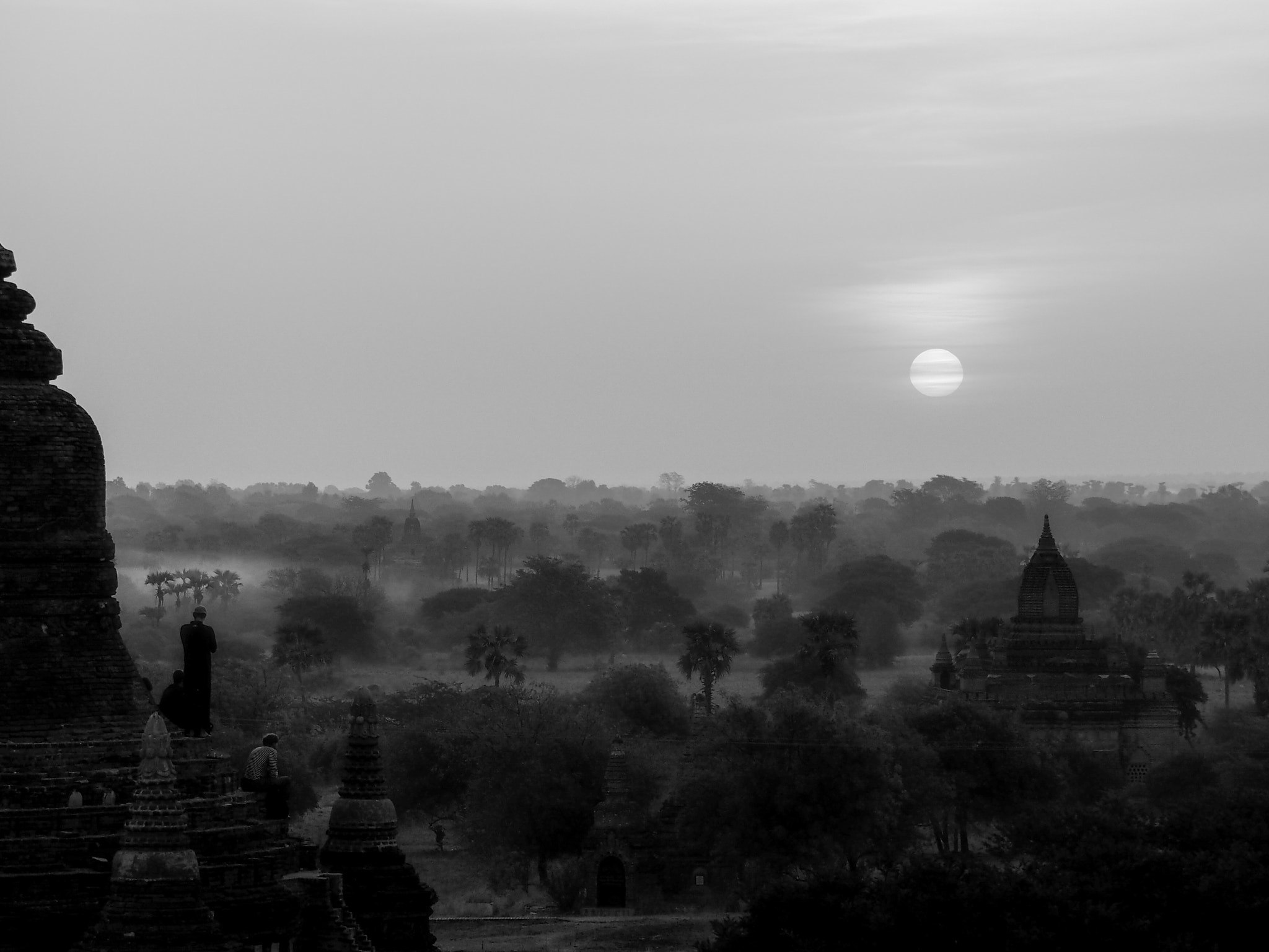 Olympus OM-D E-M10 + Olympus M.Zuiko Digital ED 40-150mm F2.8 Pro sample photo. Bagan sunsrises are amazing photography