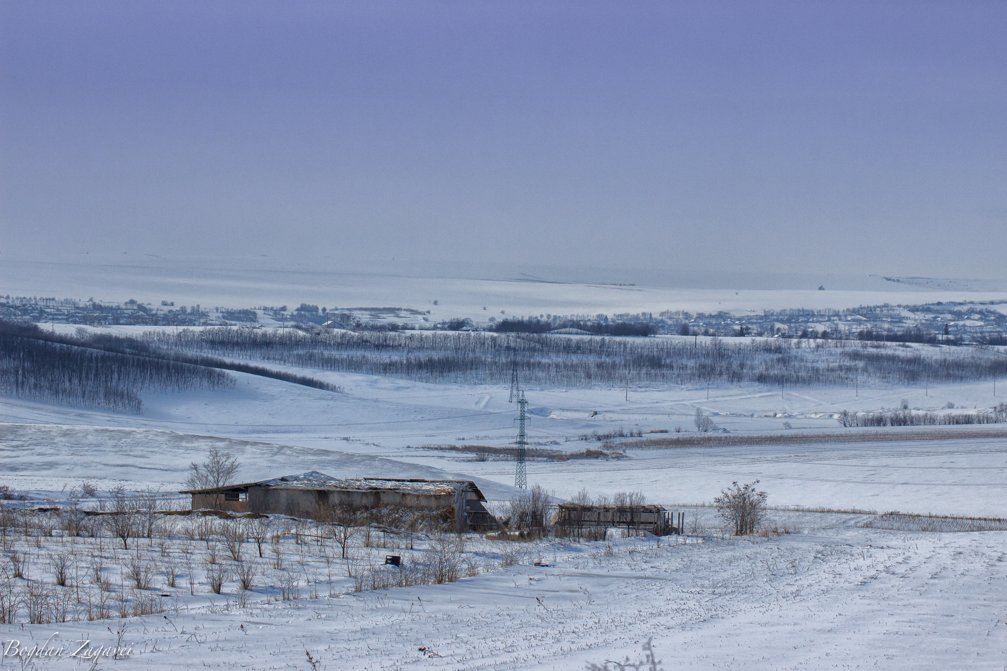 Tamron SP 35mm F1.8 Di VC USD sample photo. Snowvillage photography