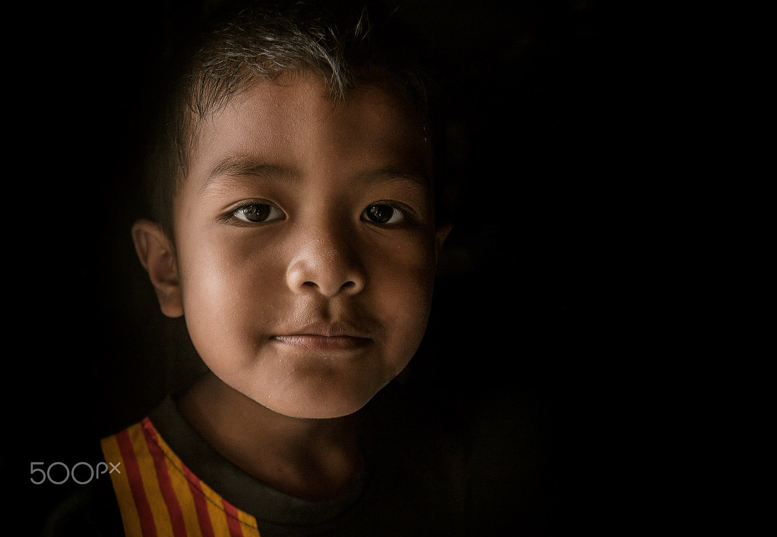 Canon EF-S 17-55mm F2.8 IS USM sample photo. A boy in thailand. photography