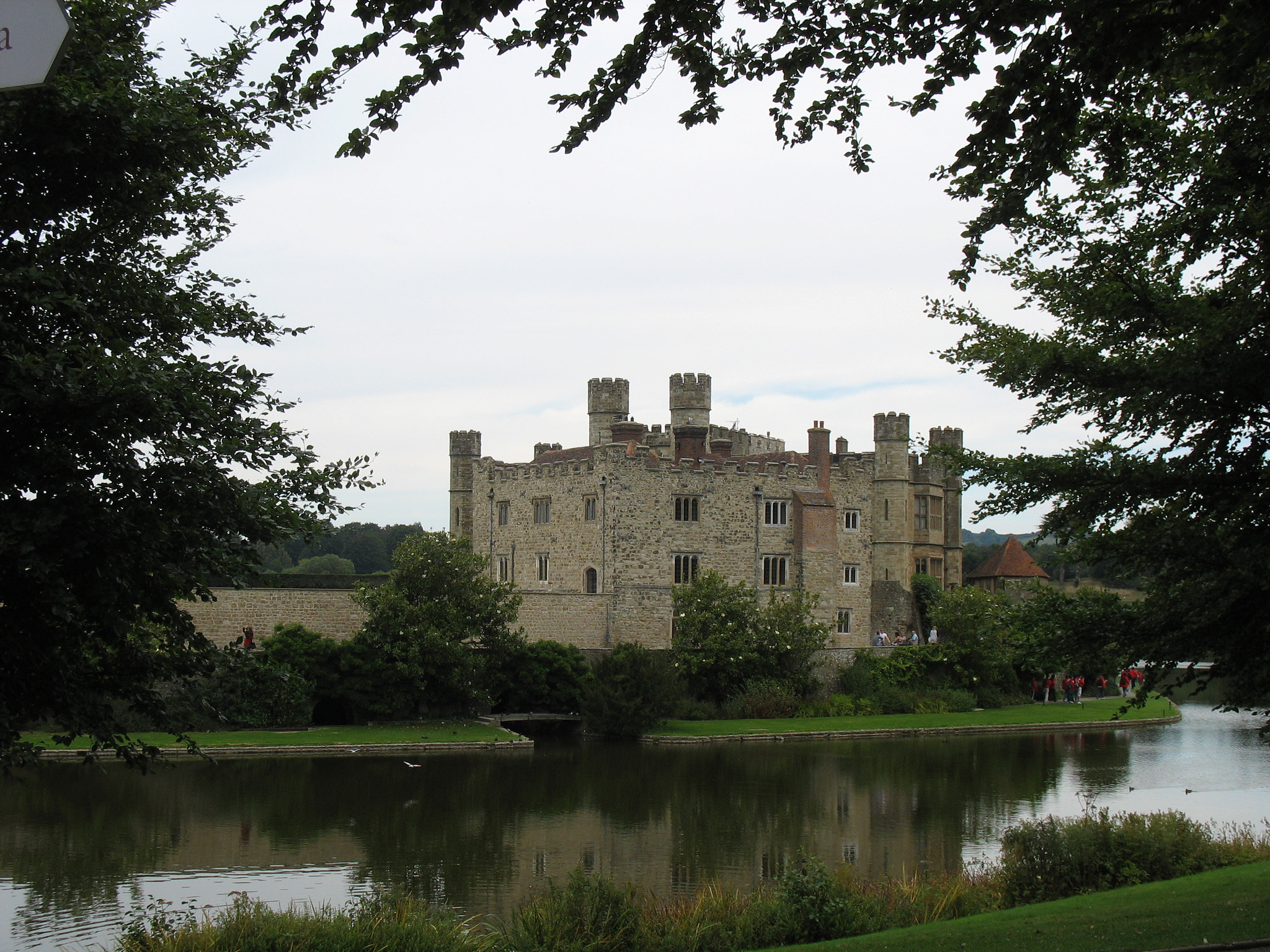 Canon POWERSHOT A610 sample photo. Leeds castle, kent, england. photography