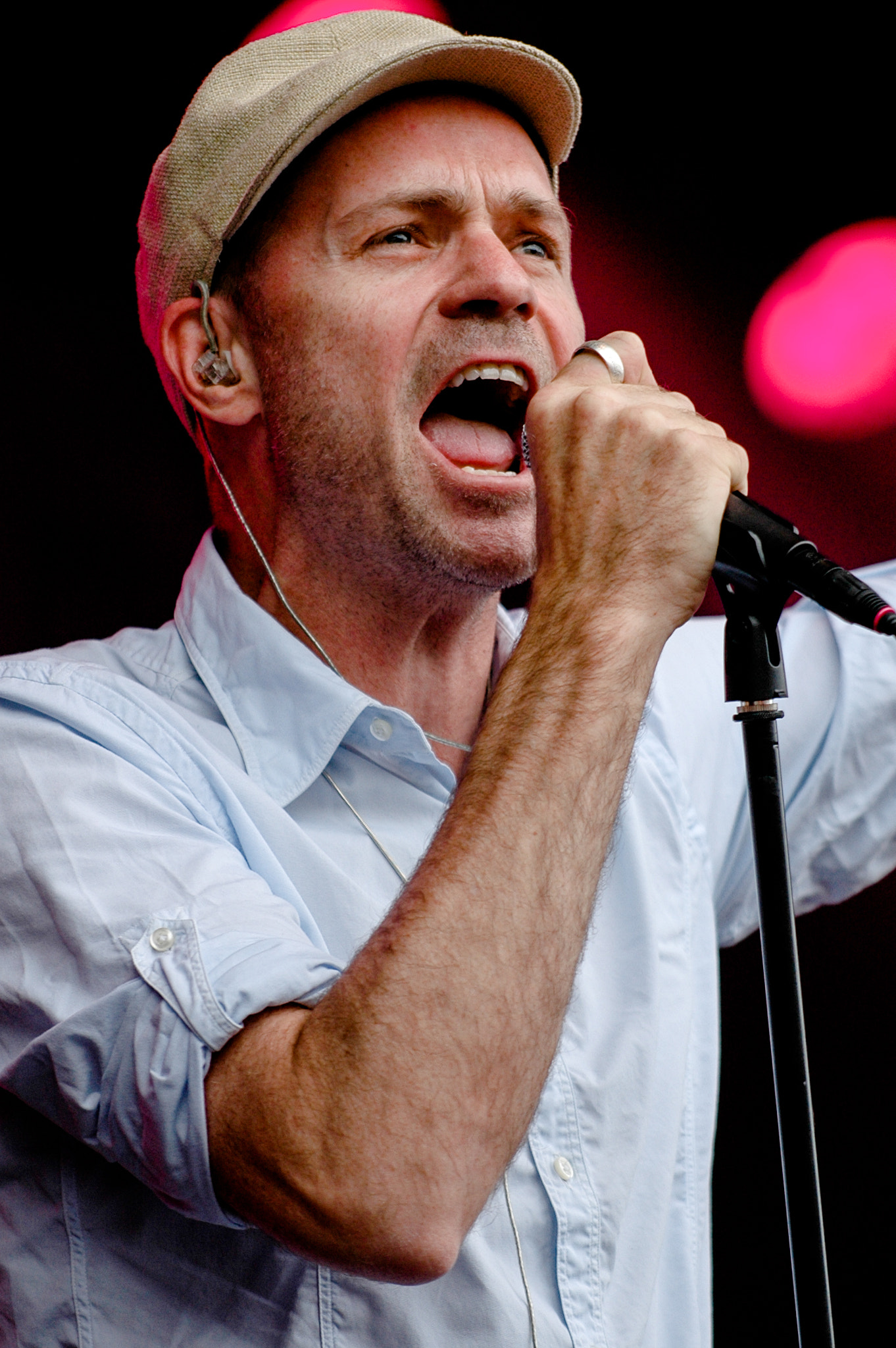 Nikon D70s sample photo. The tragically hip bospop photography