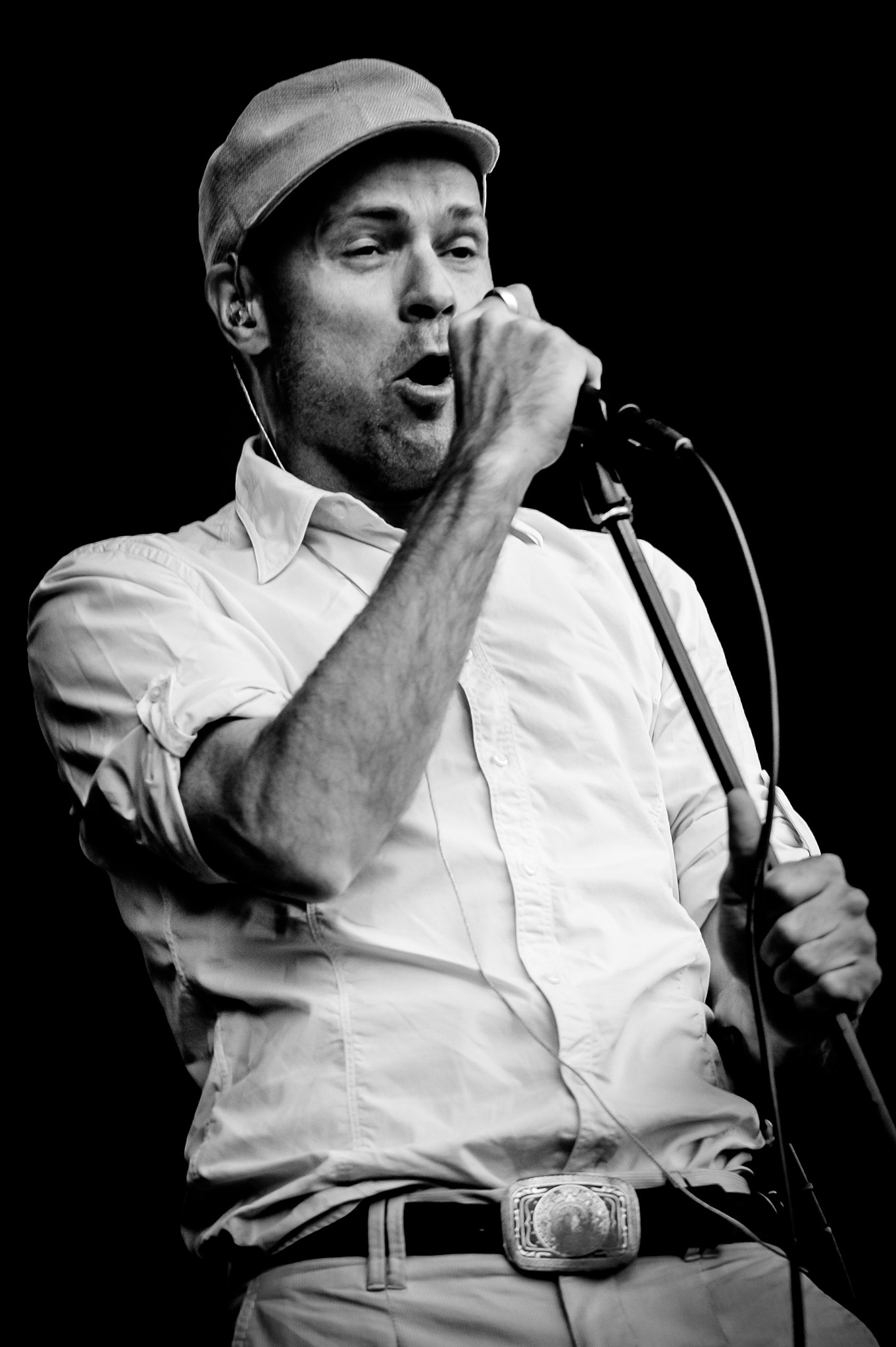 Nikon D70s sample photo. The tragically hip bospop photography