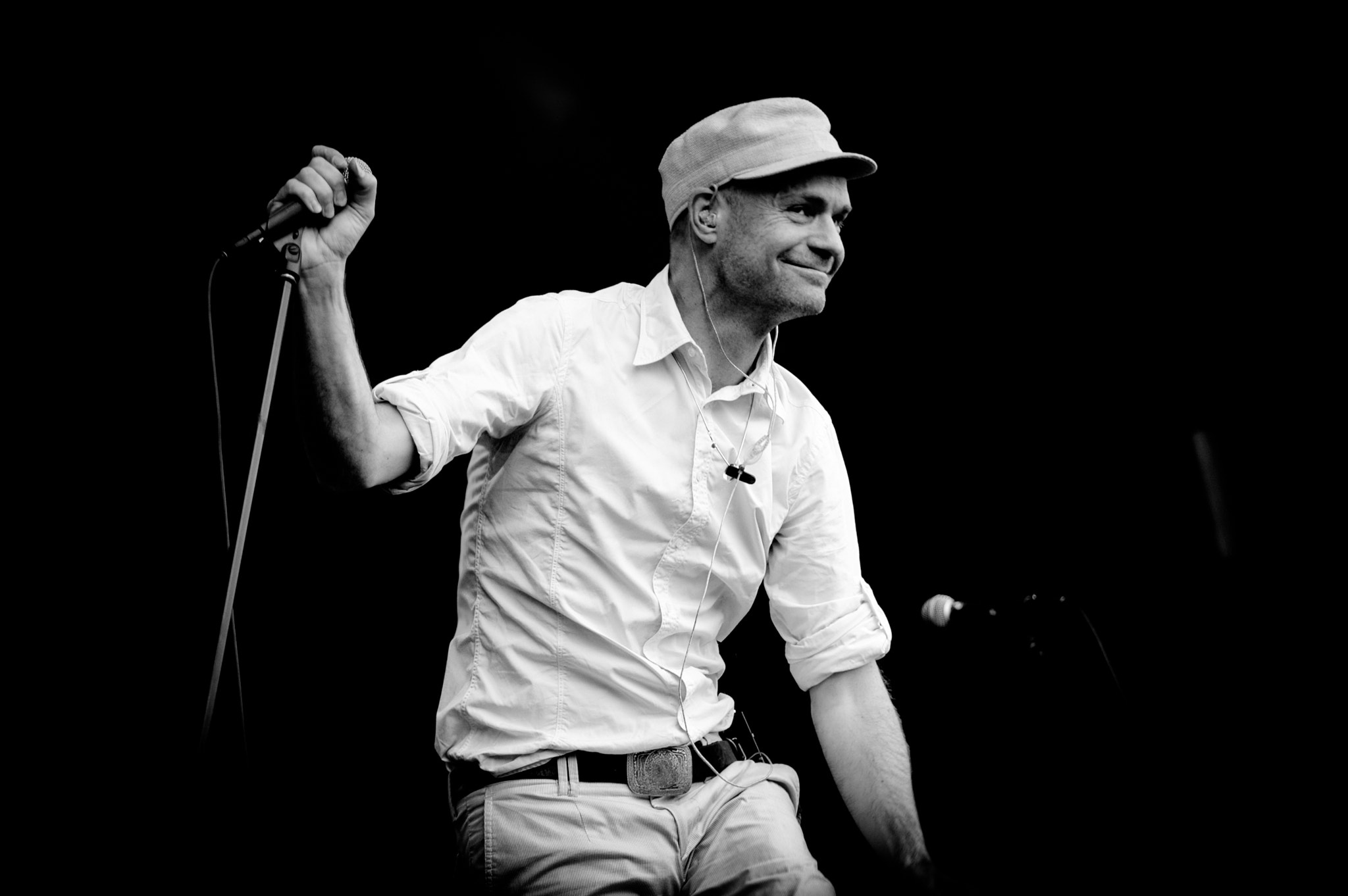 Nikon D70s sample photo. The tragically hip bospop photography