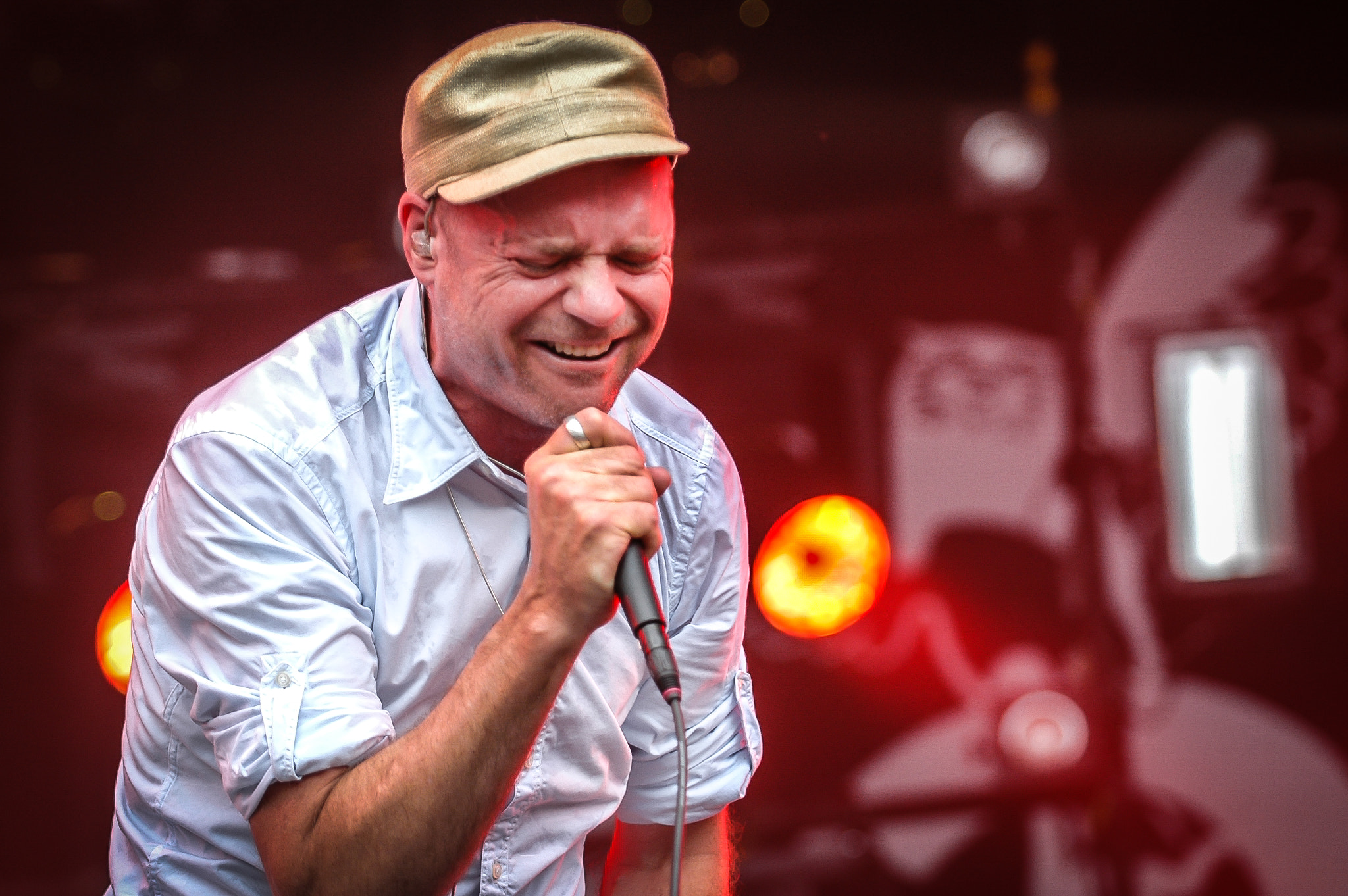 Nikon D70s sample photo. The tragically hip bospop photography