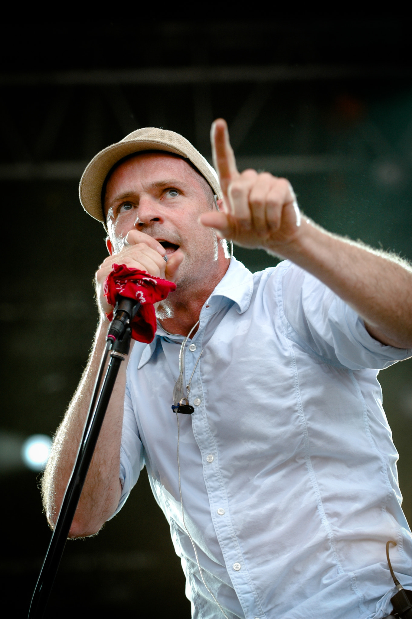Nikon D70s sample photo. The tragically hip bospop photography