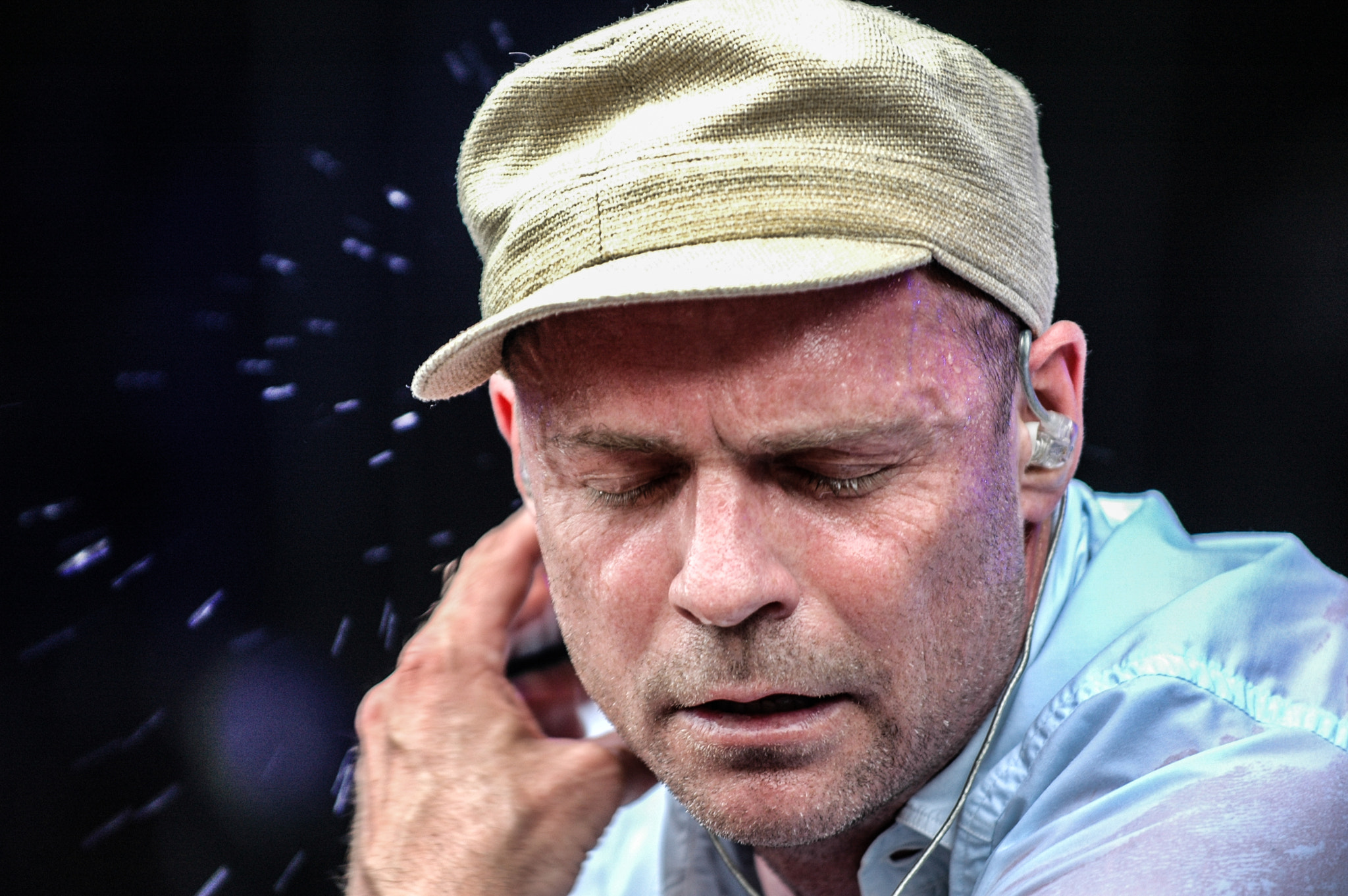 Nikon D70s sample photo. The tragically hip bospop photography