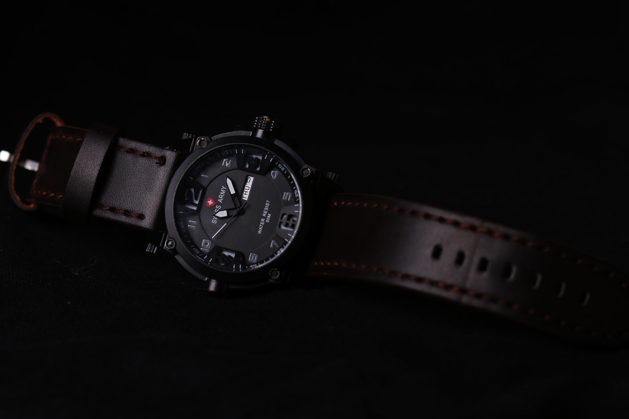 Canon EOS 7D Mark II sample photo. Swiss army watch photography