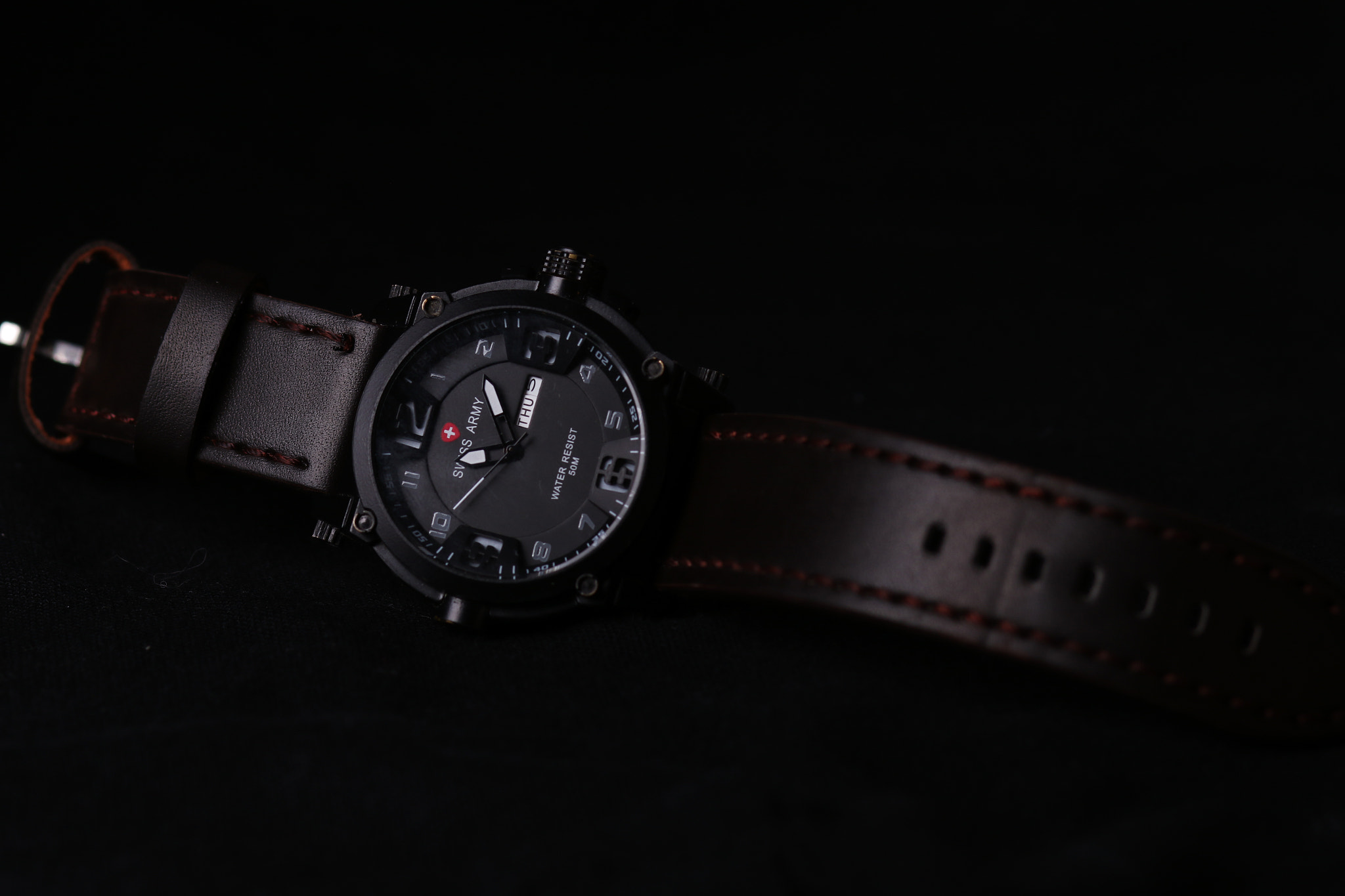 Canon EF 85mm F1.8 USM sample photo. Swiss army watch photography