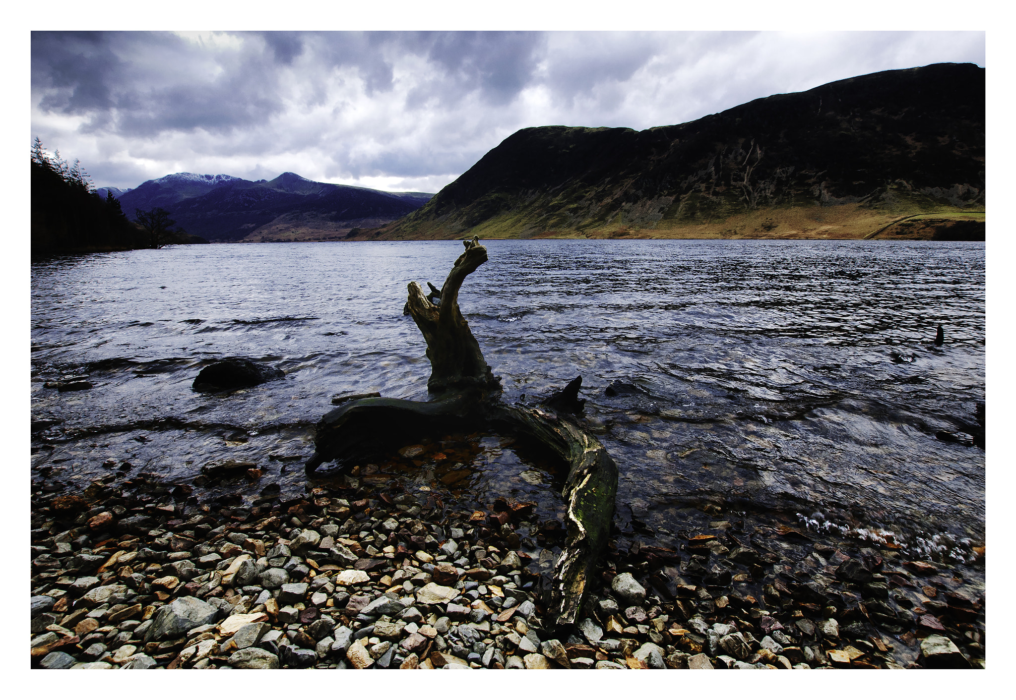 Nikon D200 + Sigma 10-20mm F3.5 EX DC HSM sample photo. Winter on crummock water photography