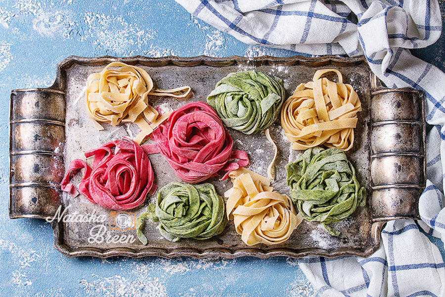Canon EOS 700D (EOS Rebel T5i / EOS Kiss X7i) + Canon EF 70-200mm F4L IS USM sample photo. Colored fresh homemade pasta tagliatelle photography