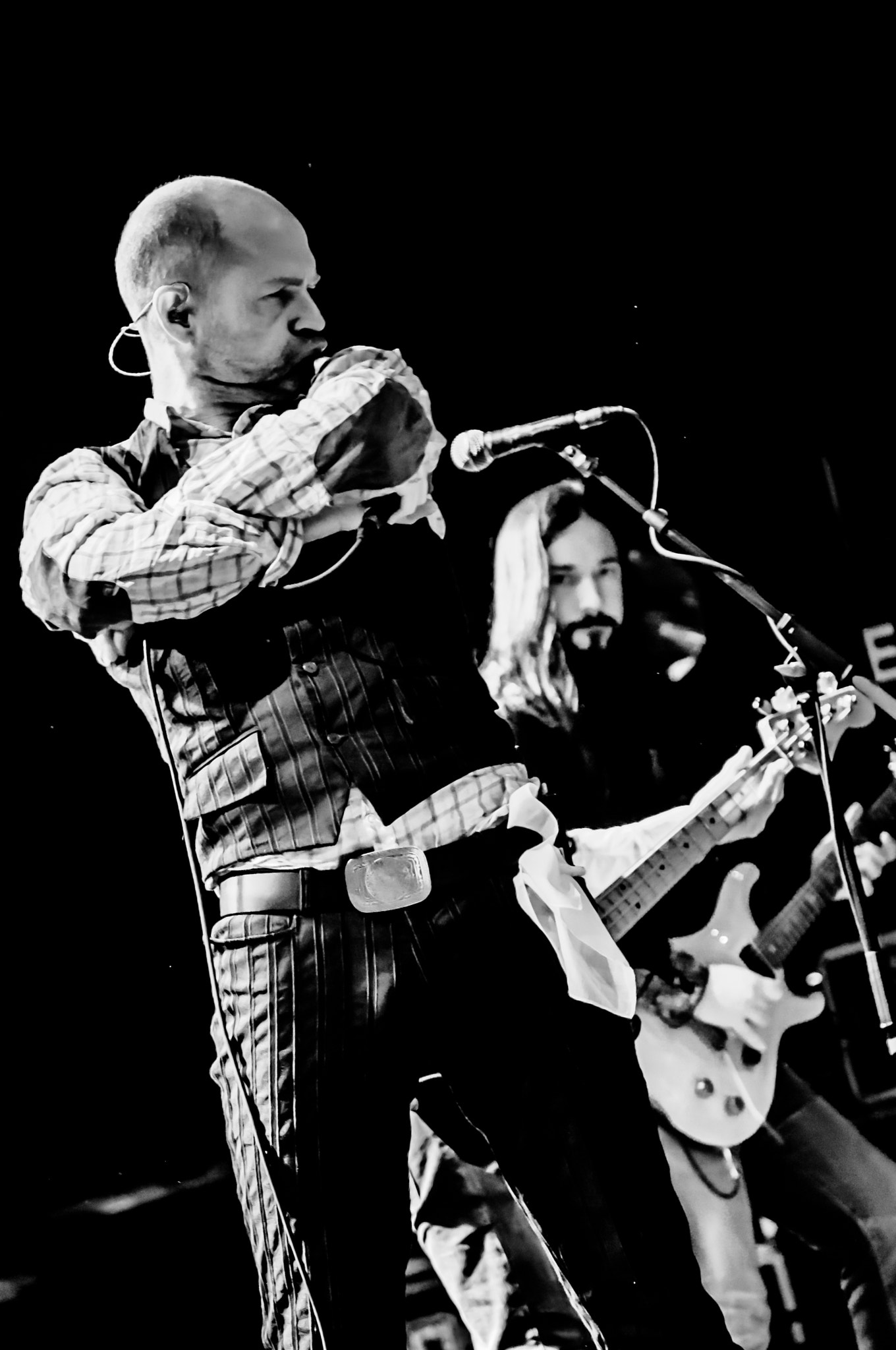 Nikon AF-S Nikkor 24-70mm F2.8G ED sample photo. Tragically hip effenaar photography