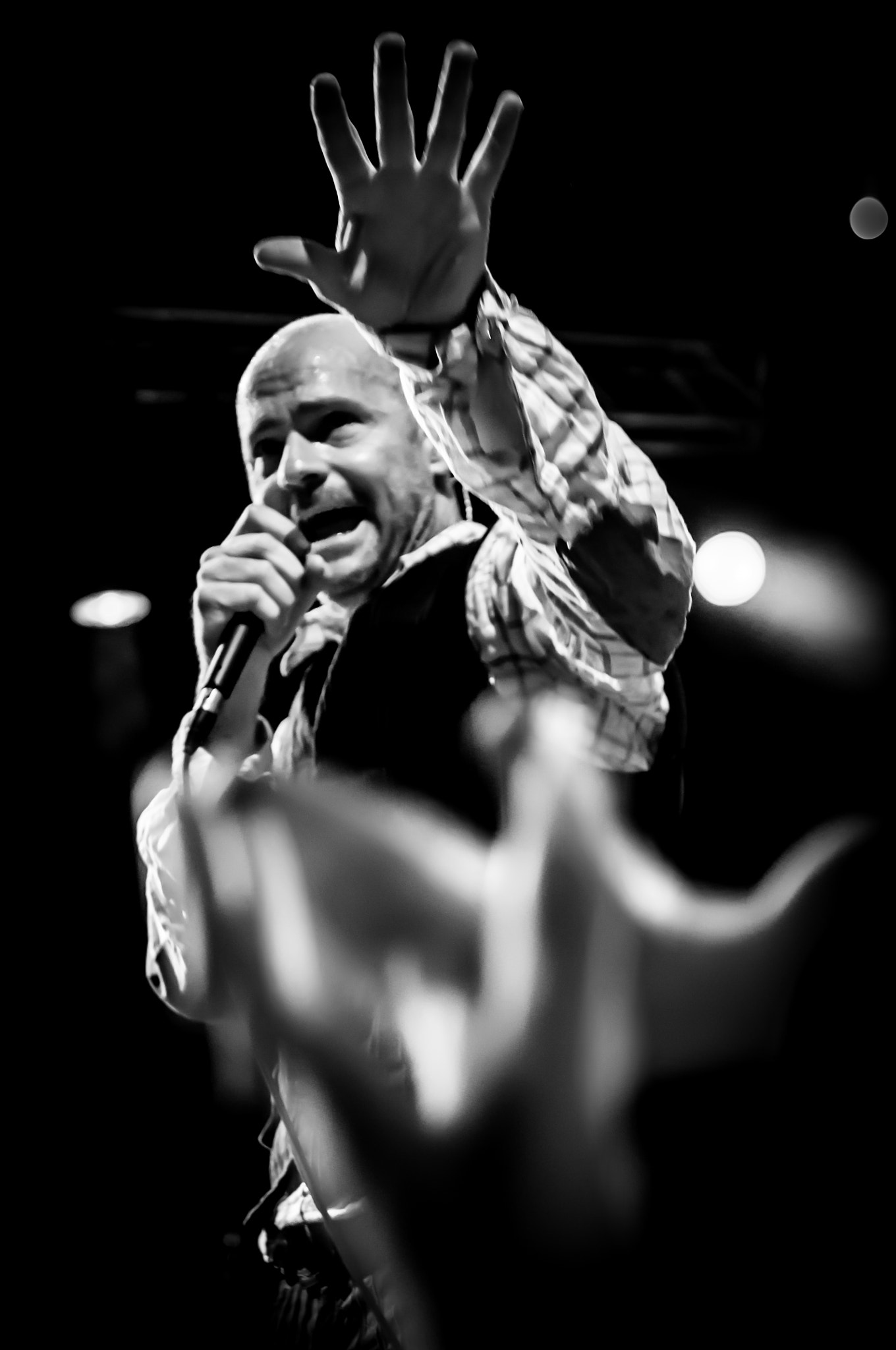 Nikon AF-S Nikkor 24-70mm F2.8G ED sample photo. Tragically hip effenaar photography