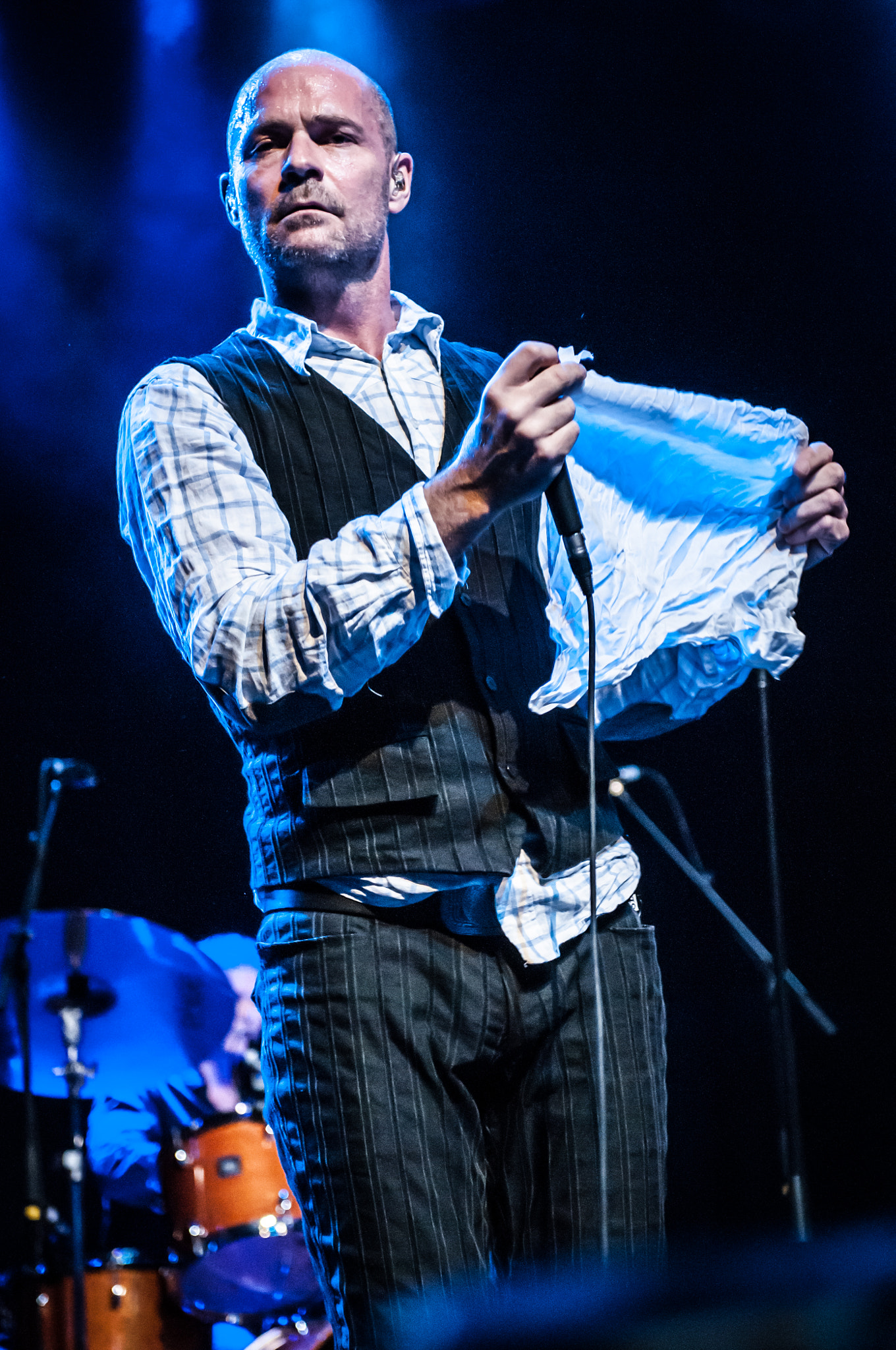 Nikon AF-S Nikkor 24-70mm F2.8G ED sample photo. Tragically hip effenaar photography