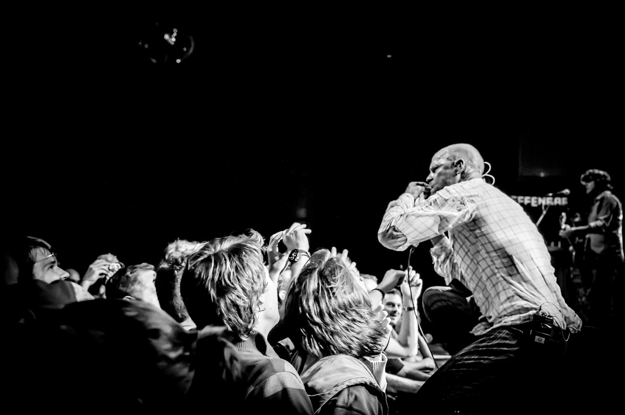 Nikon AF-S Nikkor 24-70mm F2.8G ED sample photo. Tragically hip effenaar photography