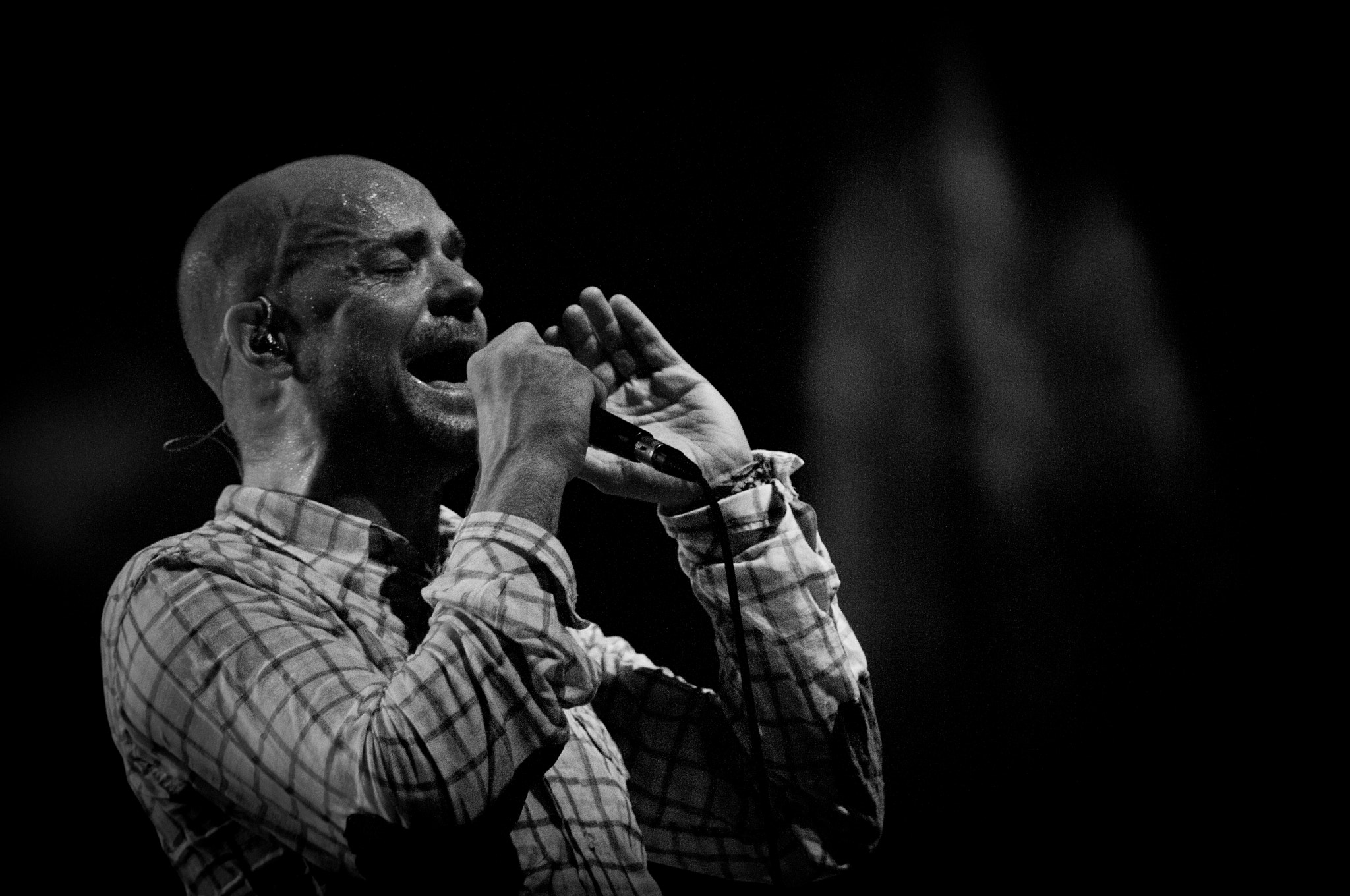 Nikon D300 sample photo. Tragically hip effenaar photography