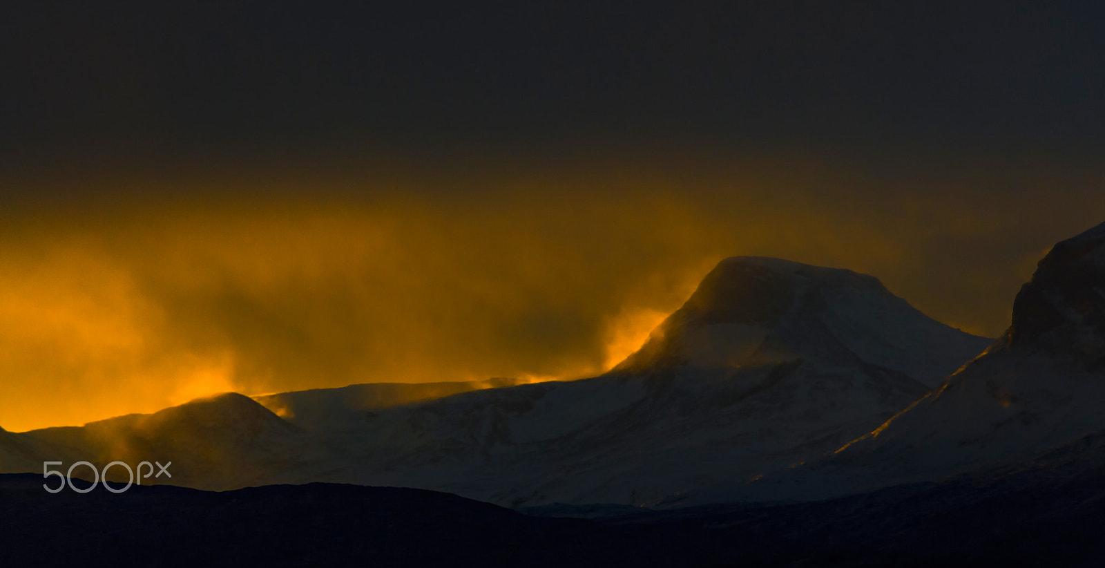 Nikon D3200 + Sigma 18-250mm F3.5-6.3 DC OS HSM sample photo. Lurfjelltinden photography