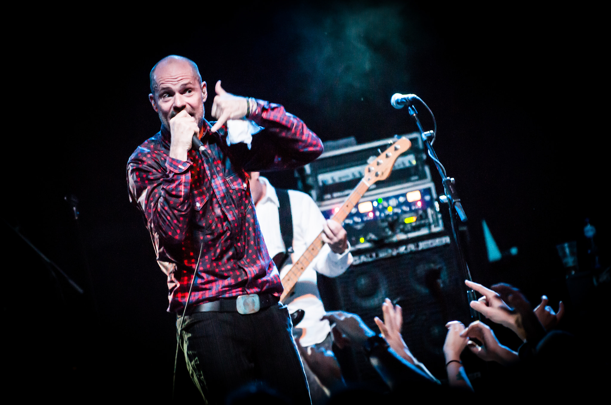 Nikon D300 + Nikon AF-S Nikkor 70-200mm F2.8G ED VR sample photo. Tragically hip effenaar photography