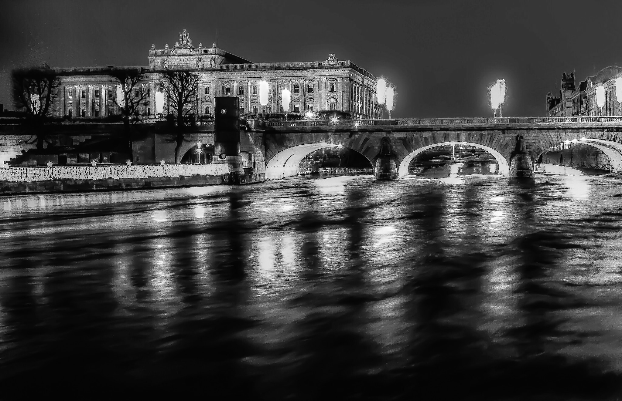 Sony a6000 + Sony E 16mm F2.8 sample photo. Stockholm by night photography