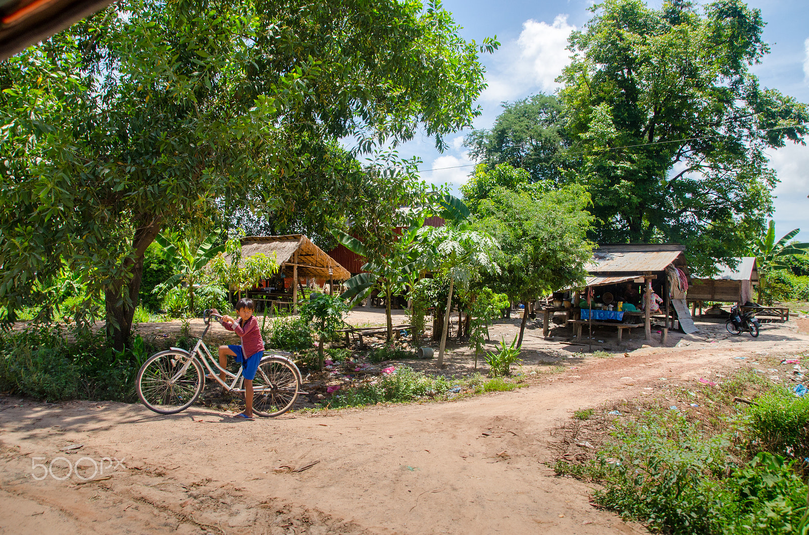Sigma 18-250mm F3.5-6.3 DC Macro OS HSM sample photo. Not just temples in siem reap photography