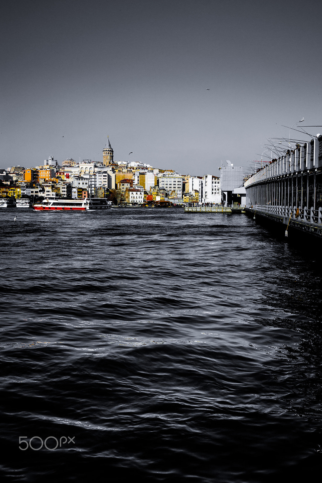 Sony Sonnar T* E 24mm F1.8 ZA sample photo. Galata tower and galata bridge view / istanbul photography