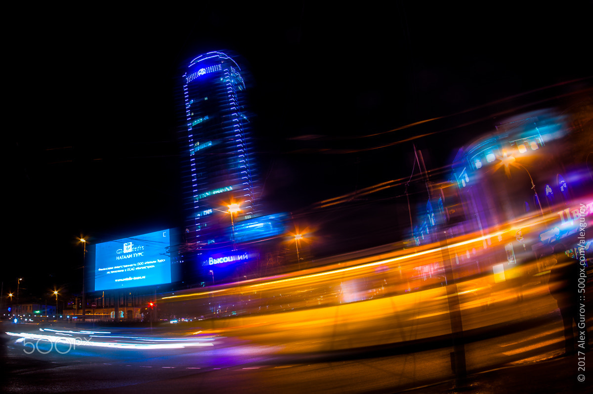 Nikon D90 + Samyang 8mm F3.5 Aspherical IF MC Fisheye sample photo. Night traffic photography