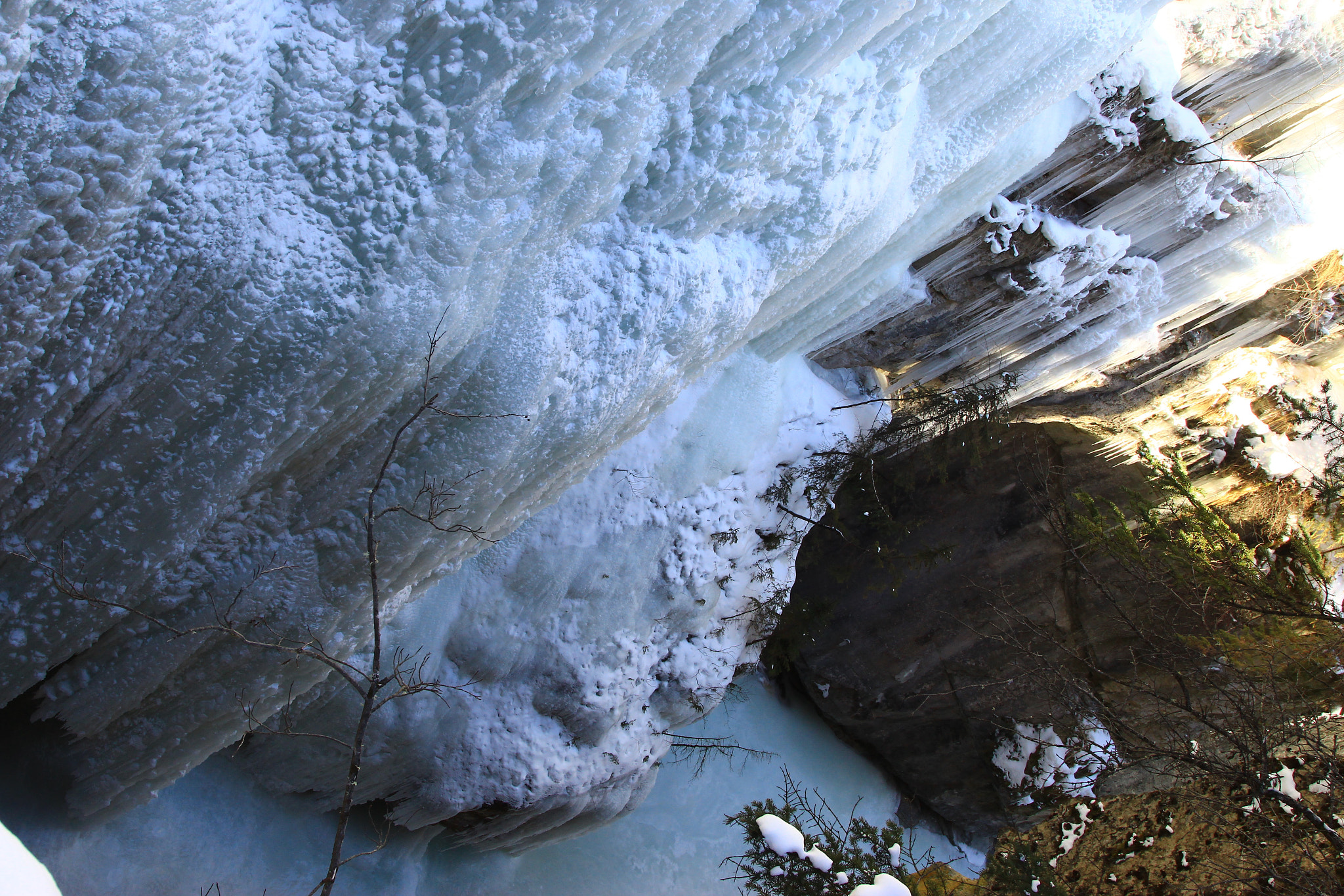 Canon EOS 600D (Rebel EOS T3i / EOS Kiss X5) sample photo. Frozen waterfalls jasper alberta canada photography