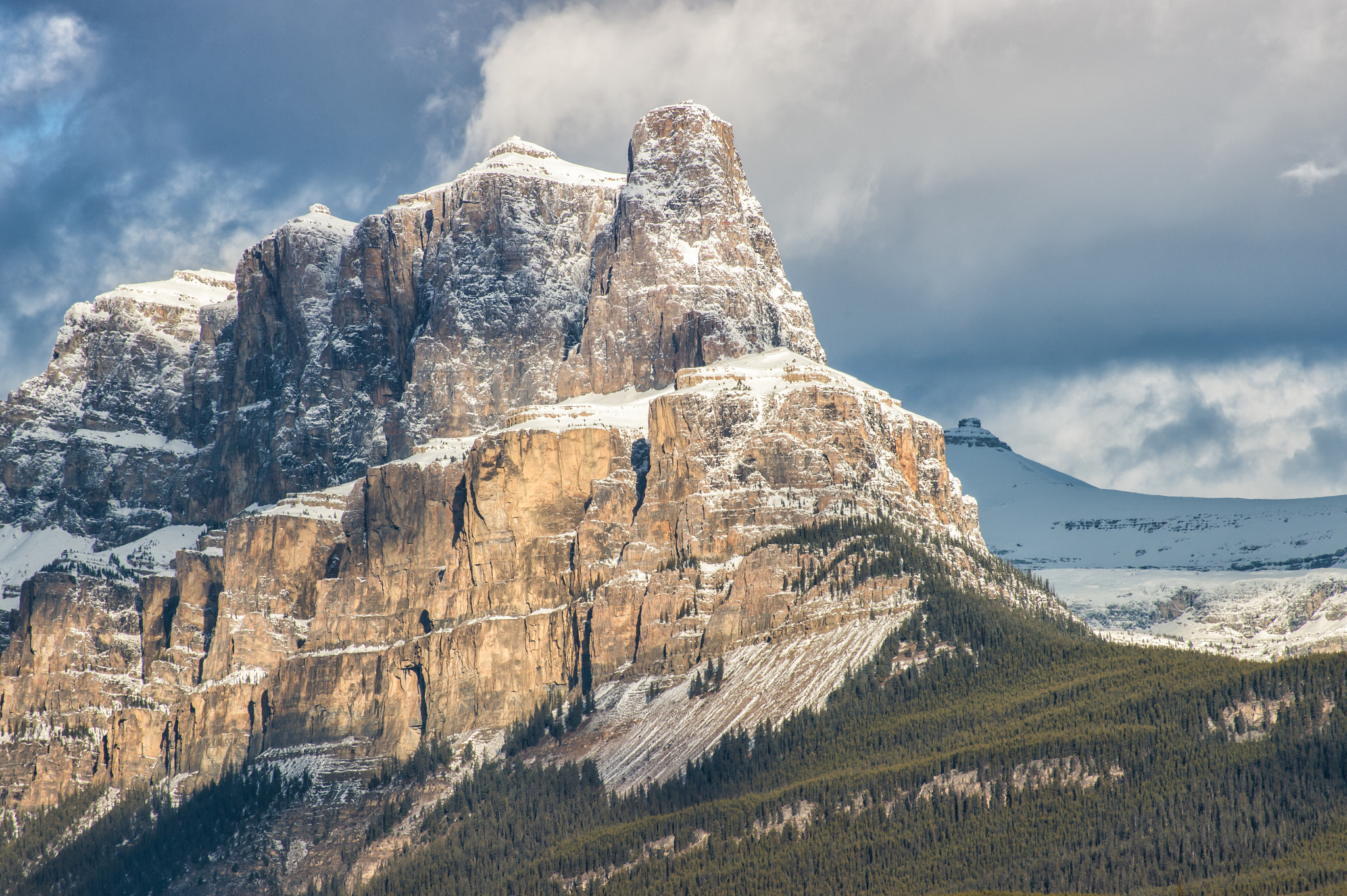 Nikon Df sample photo. Craggy castle mountain photography
