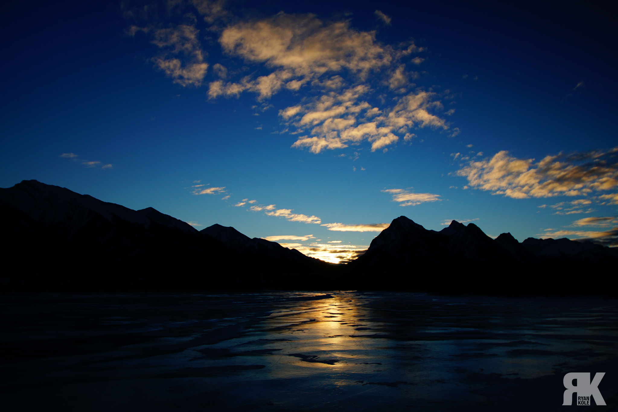 Sony ILCA-77M2 sample photo. Abraham lake sunrise photography