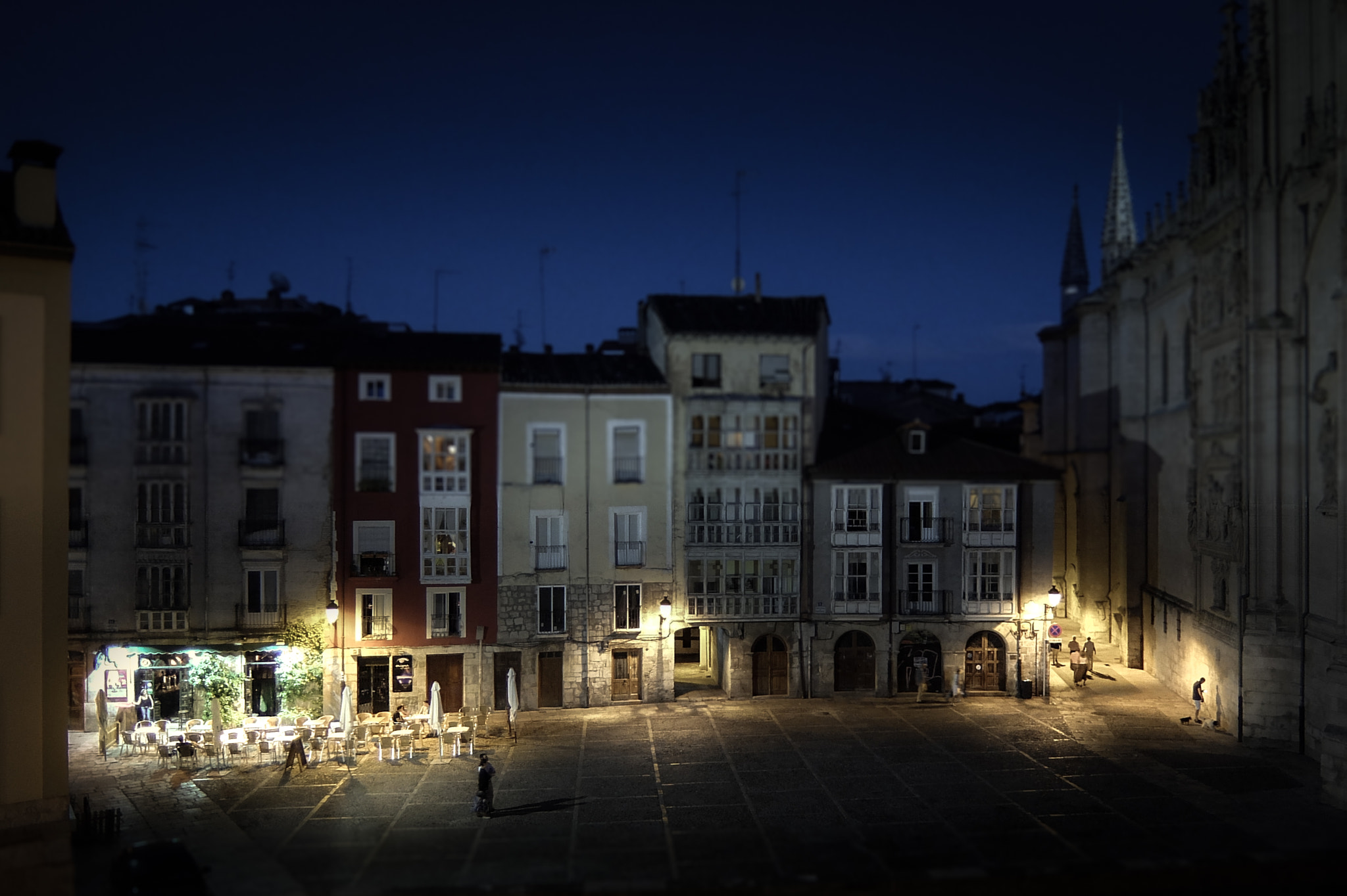 Fujifilm XQ2 sample photo. Camino de santiago photography