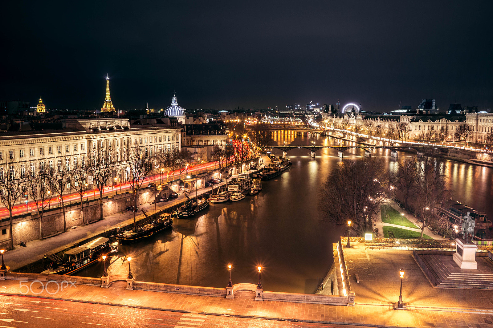 Sony E 20mm F2.8 sample photo. Paris by night photography