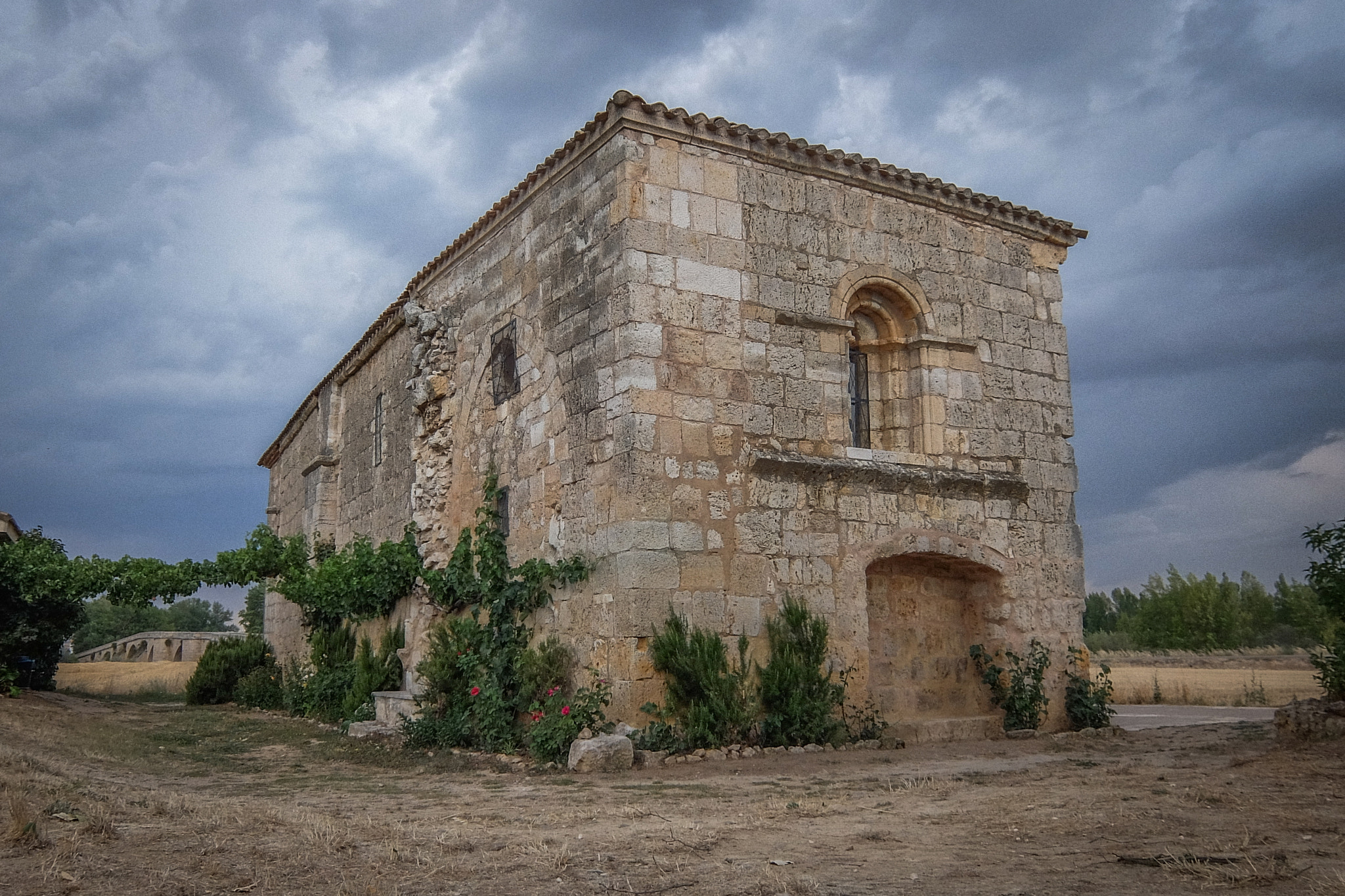 Fujifilm XQ2 sample photo. Camino de santiago photography