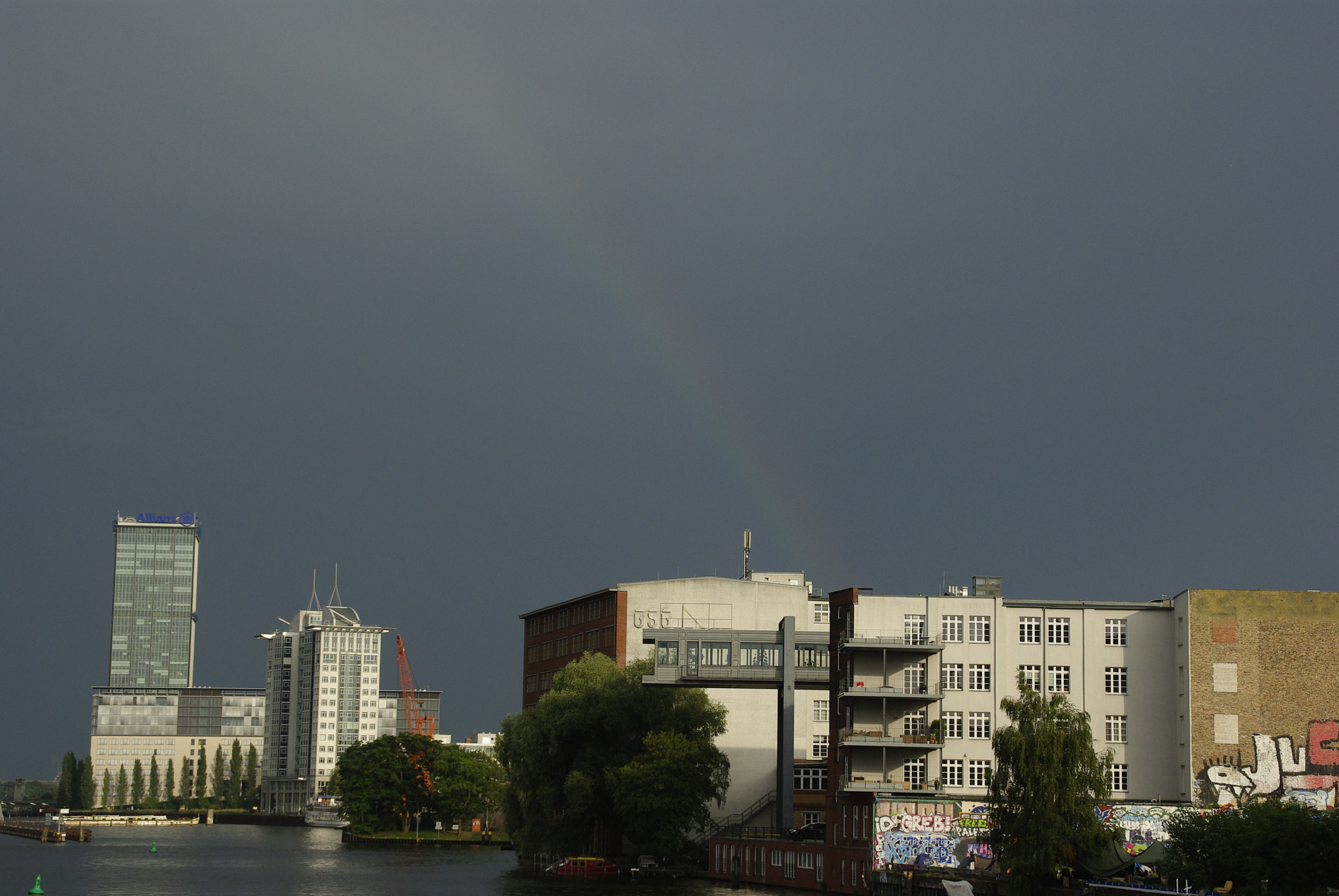 Tamron AF 18-200mm F3.5-6.3 XR Di II LD Aspherical (IF) Macro sample photo. Rainbow photography