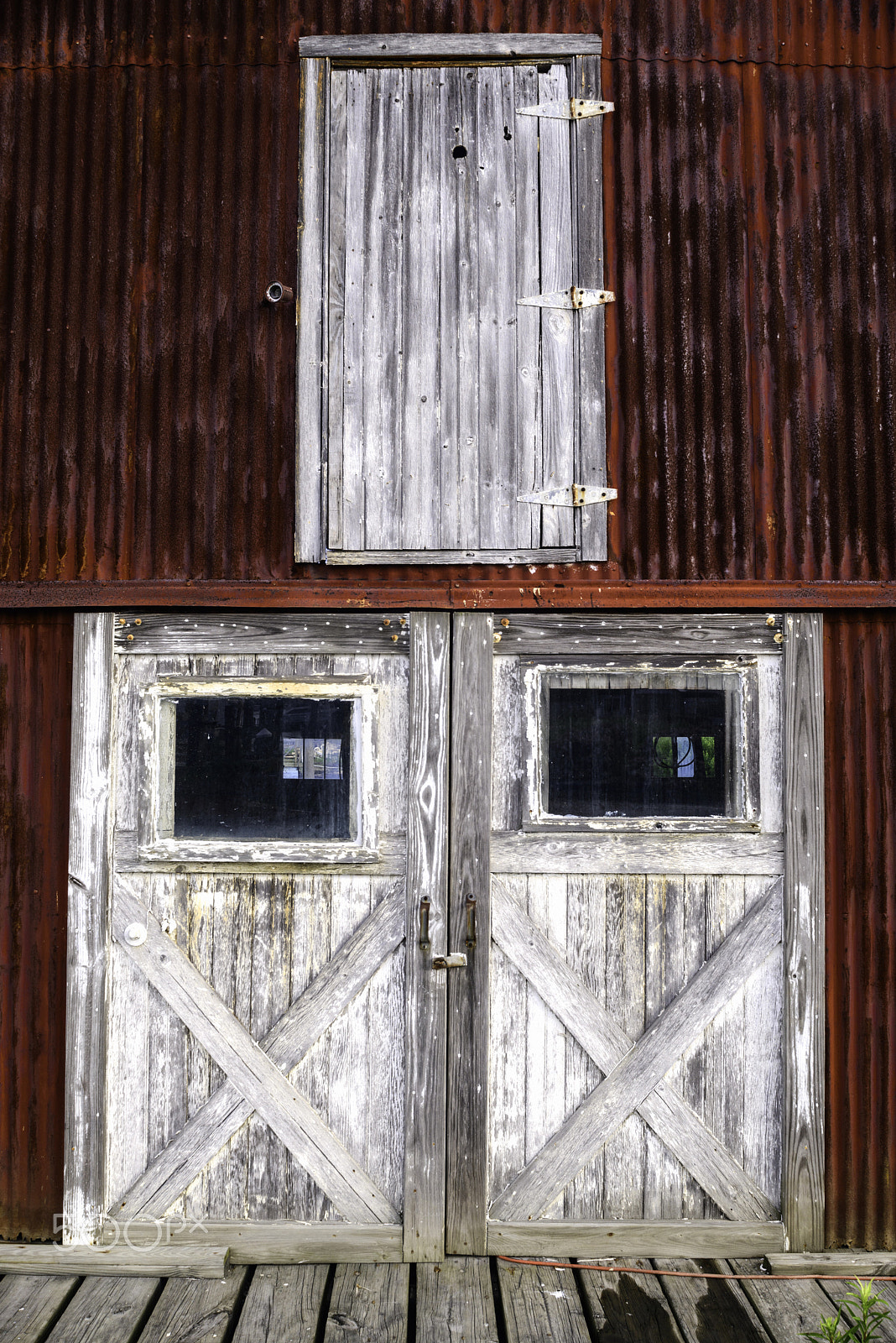 Nikon D800E + Sigma 17-35mm F2.8-4 EX Aspherical sample photo. Shed doors, bivalve, nj photography