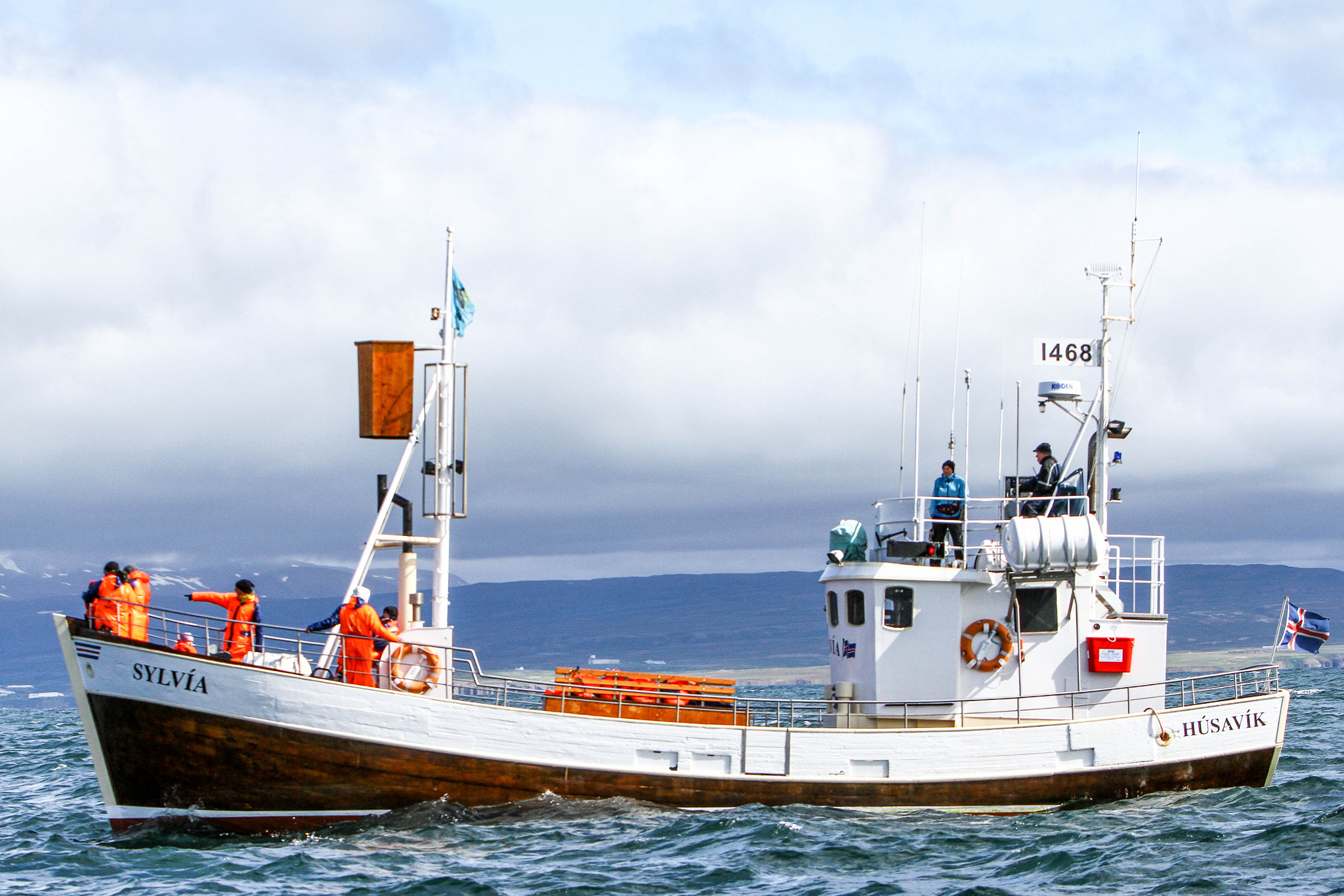 Canon EF 70-200mm F2.8L IS USM sample photo. Boat photography
