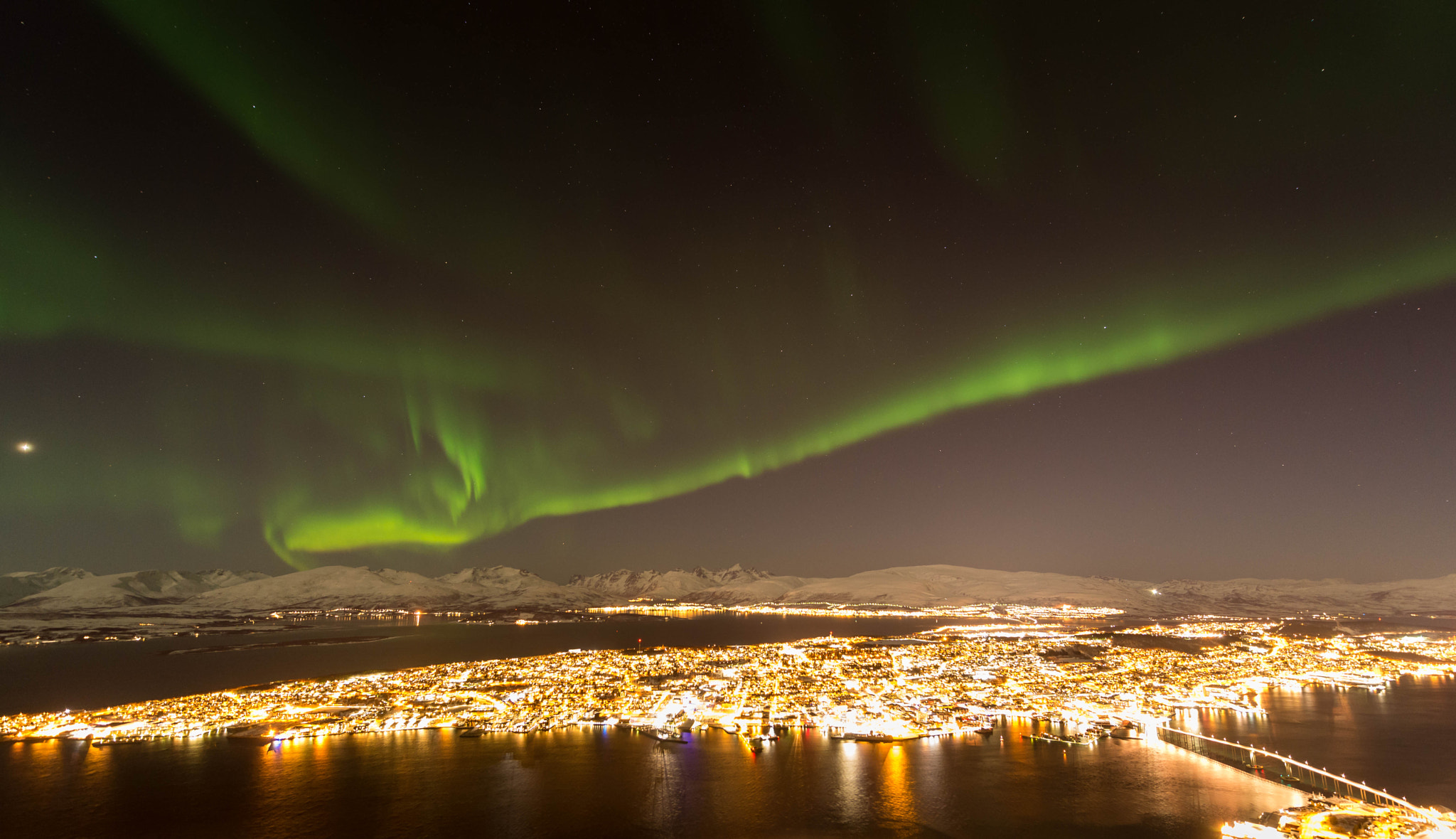 Nikon AF-S Nikkor 14-24mm F2.8G ED sample photo. Bivrost sobre tromsø photography