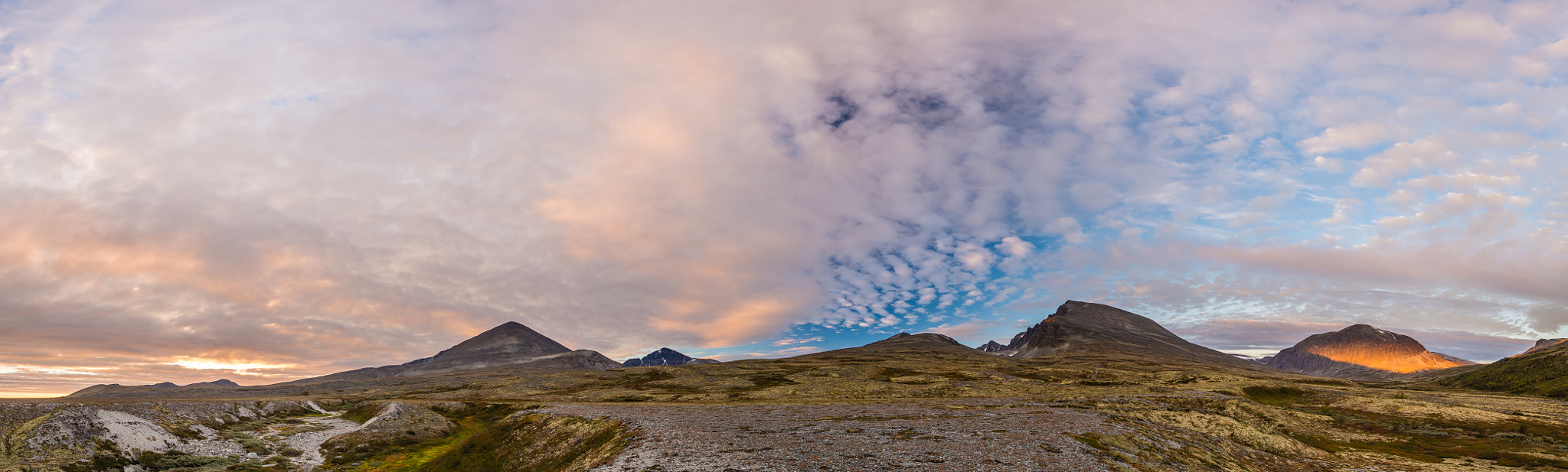 Sigma 10-20mm F3.5 EX DC HSM sample photo. Rondane sunrise photography