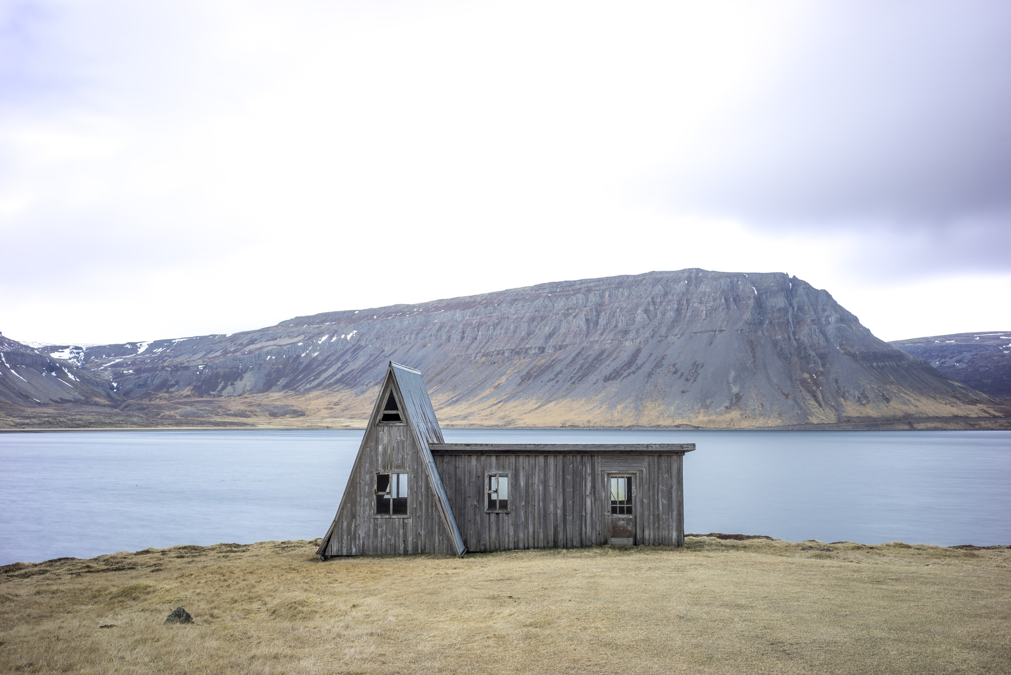 Sony a7R + E 35mm F2 sample photo. Cabin photography