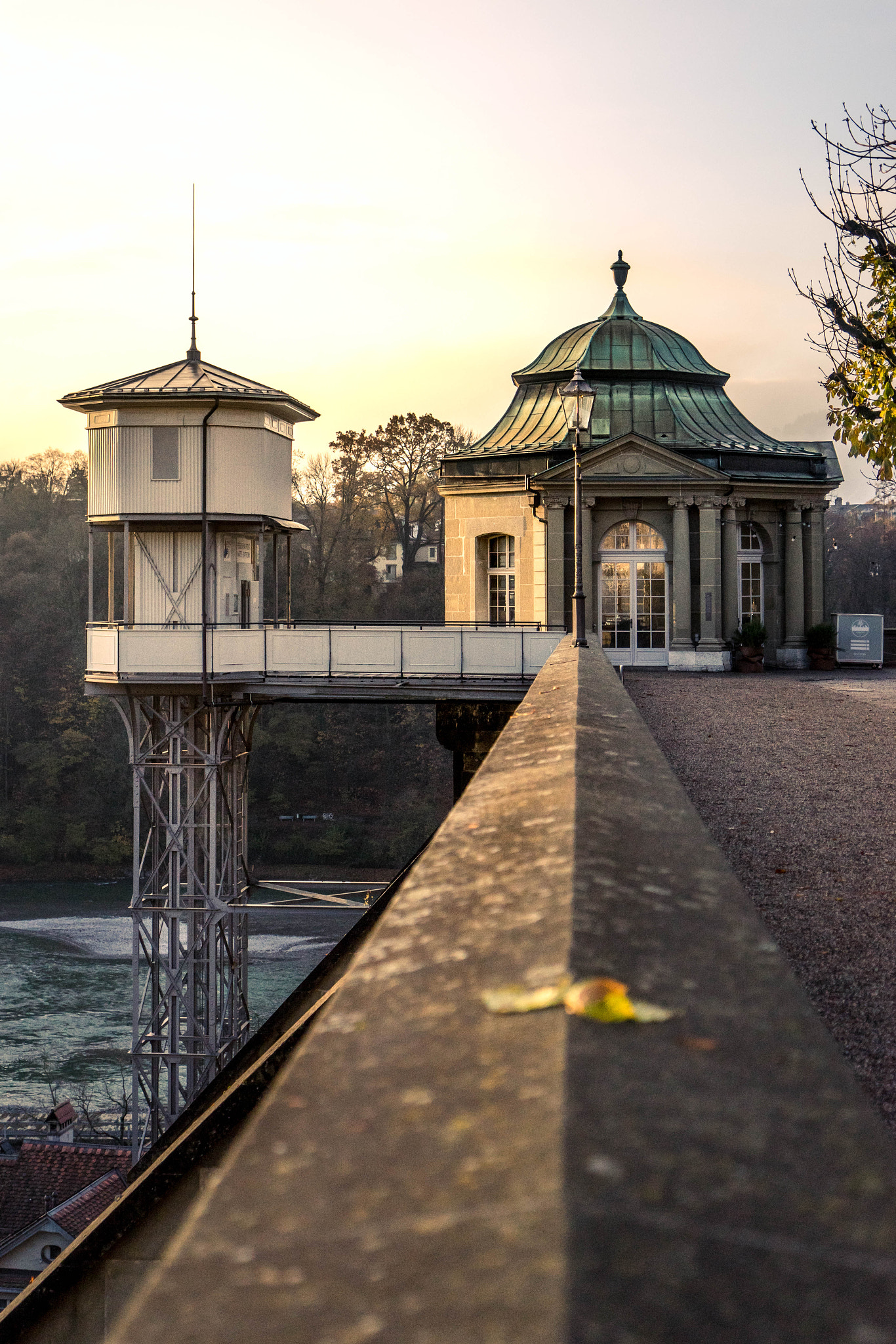 Sony a7 + Sony Vario Tessar T* FE 24-70mm F4 ZA OSS sample photo. A historic sight photography
