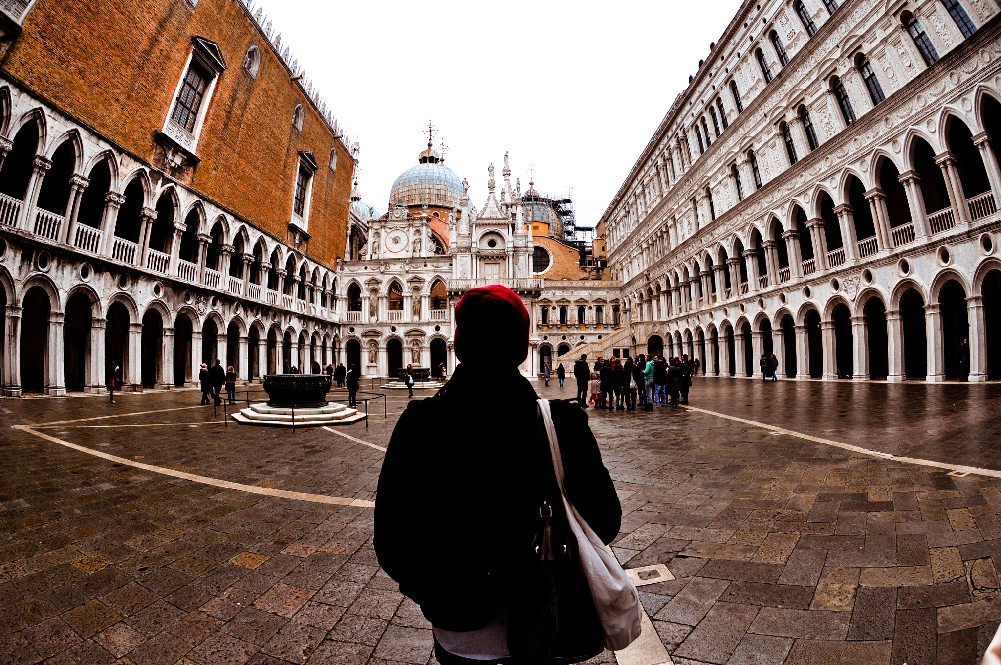 Nikon AF DX Fisheye-Nikkor 10.5mm F2.8G ED sample photo. Venedig julian photography