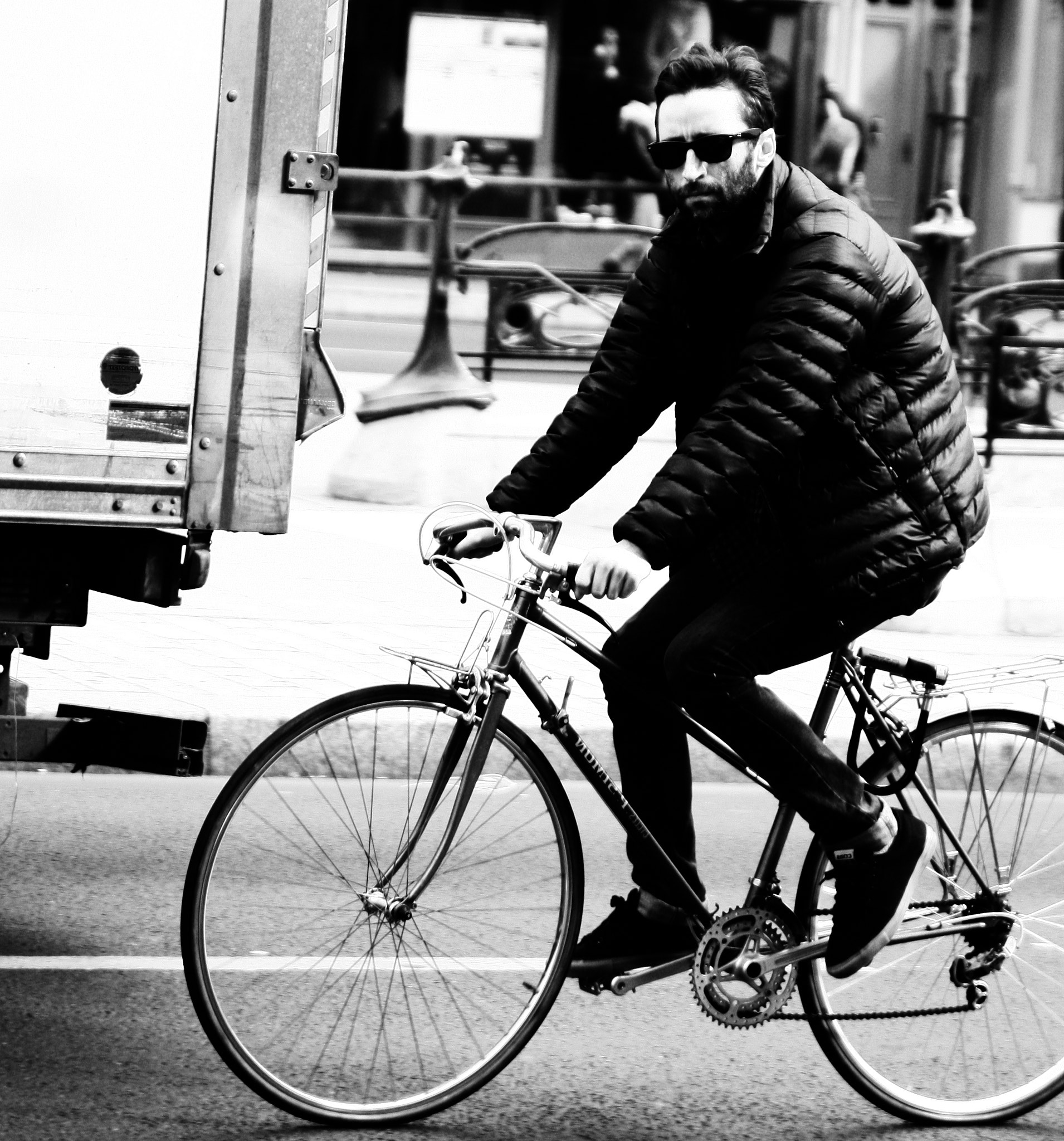 Canon EOS 40D sample photo. Black and white photos from france photography
