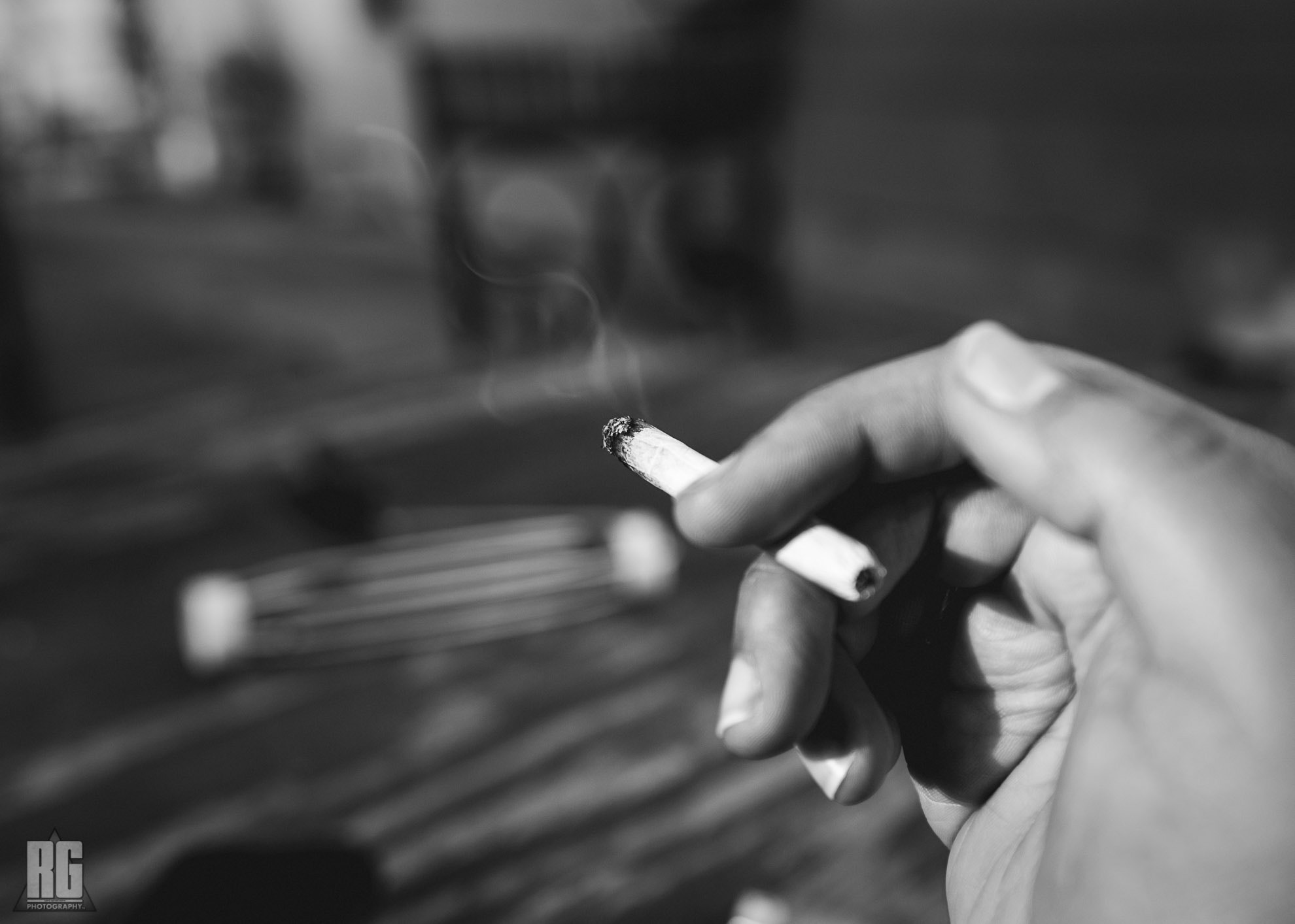 Nikon D3200 sample photo. Smoke and evaluate photography